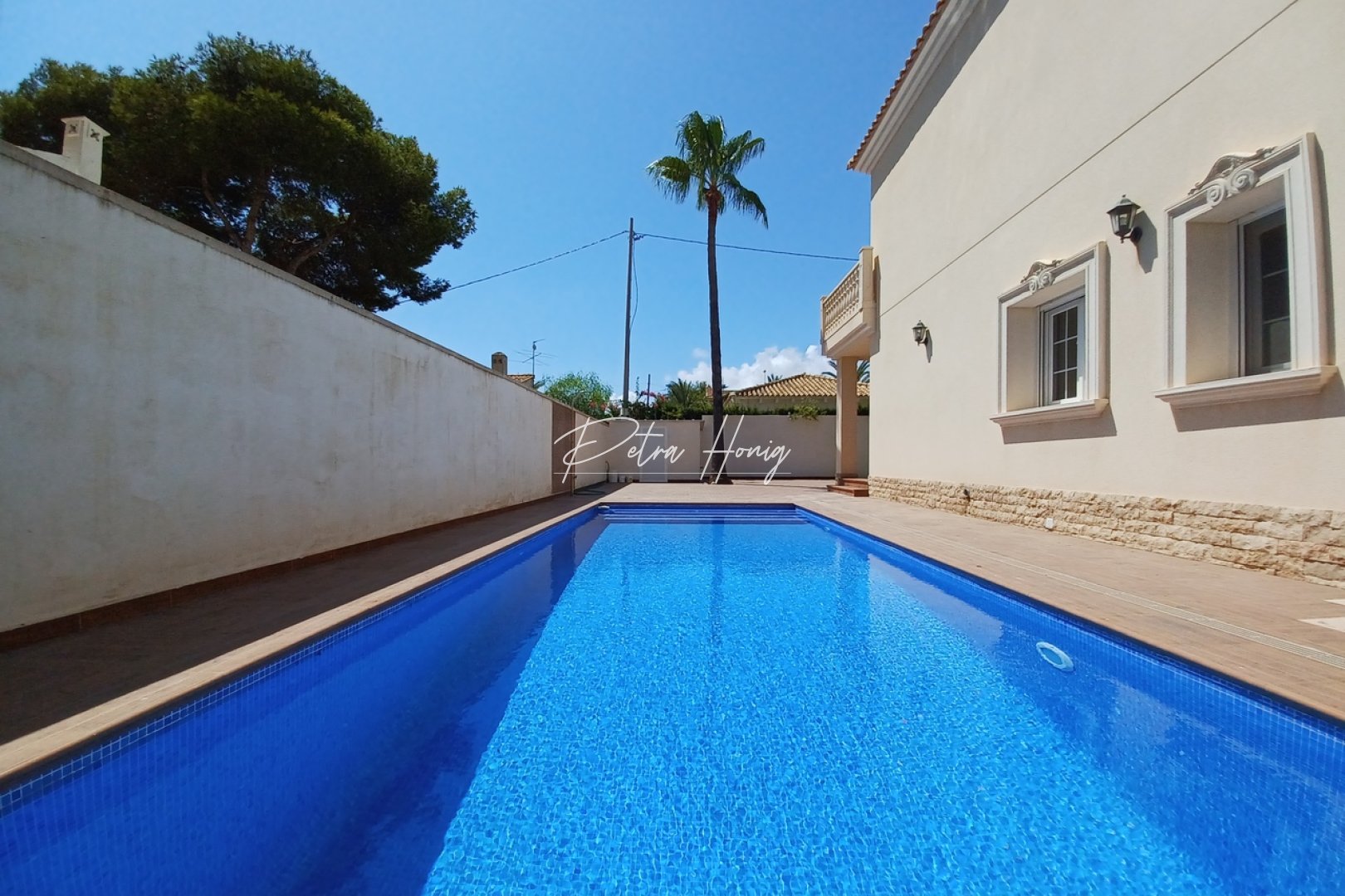 Resales - Villa - Cabo Roig