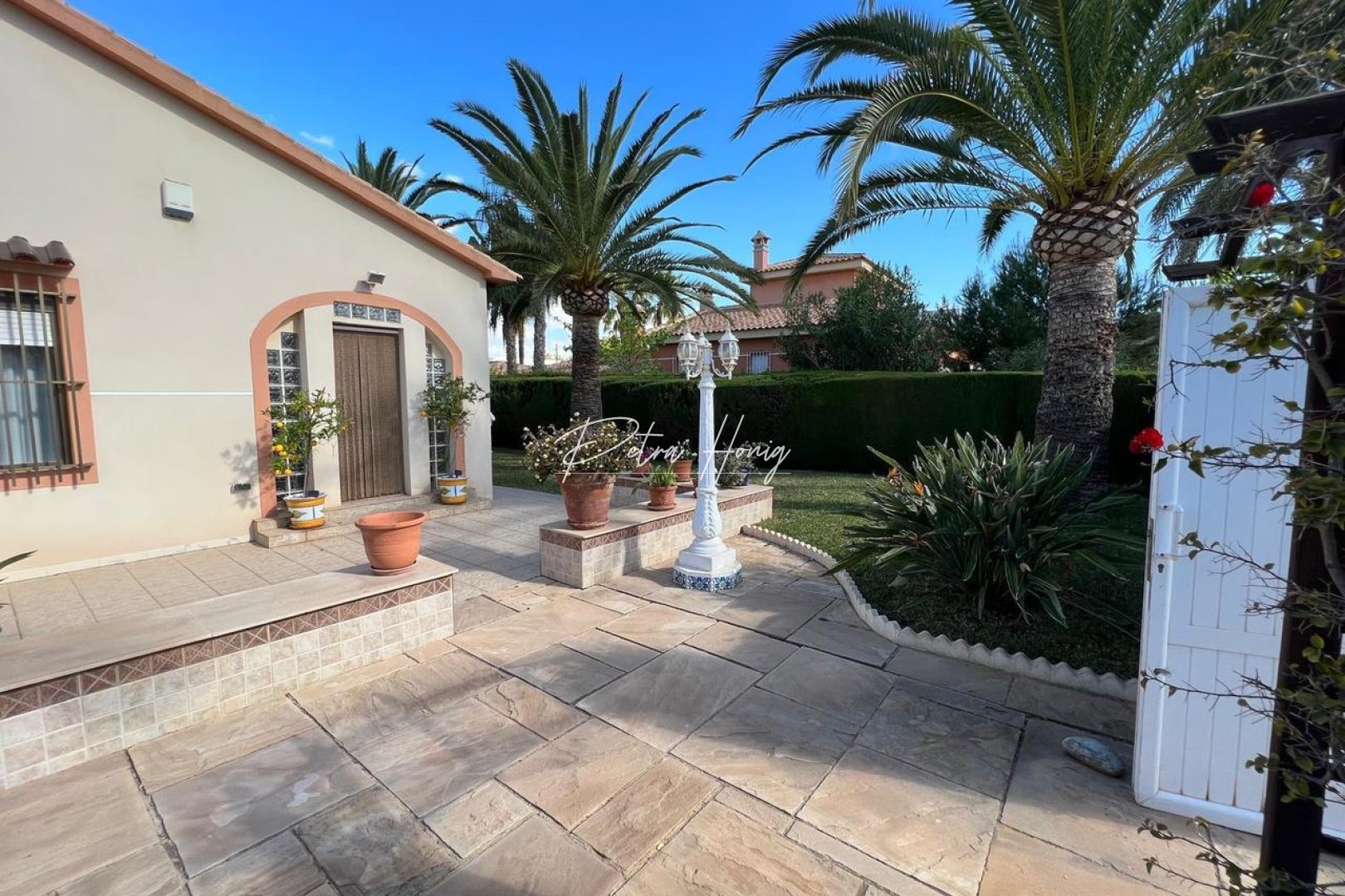 Resales - Villa - Cabo Roig