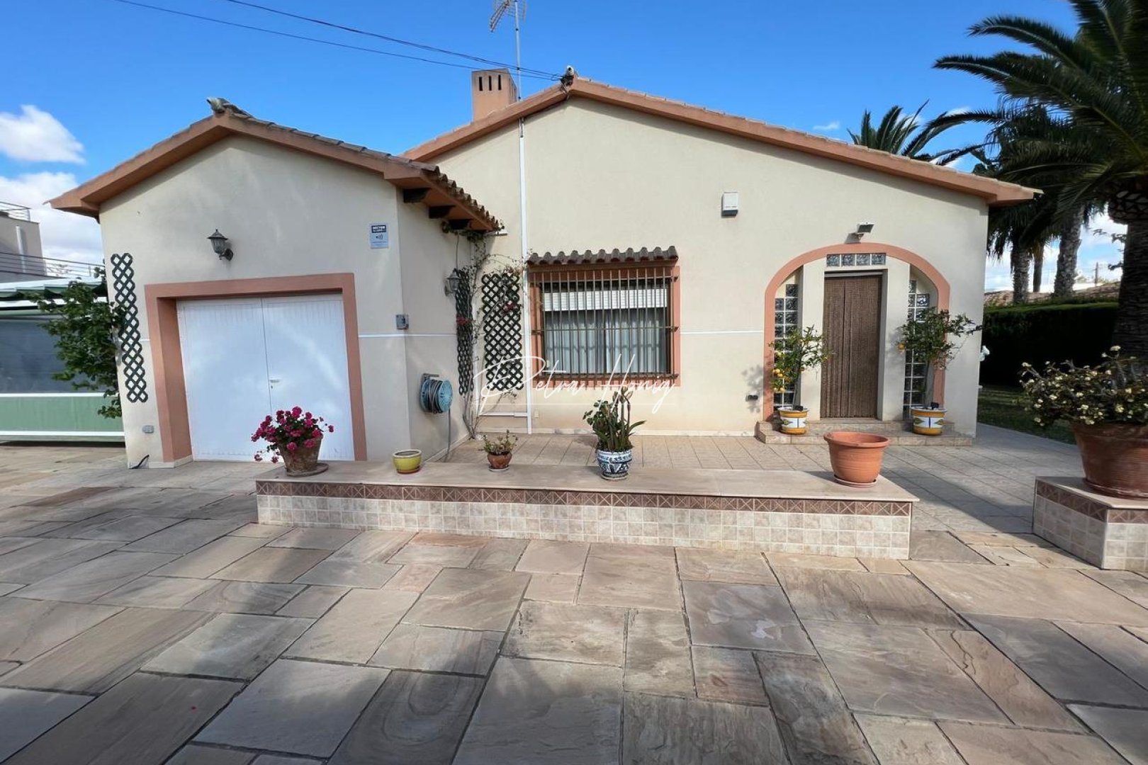 Resales - Villa - Cabo Roig