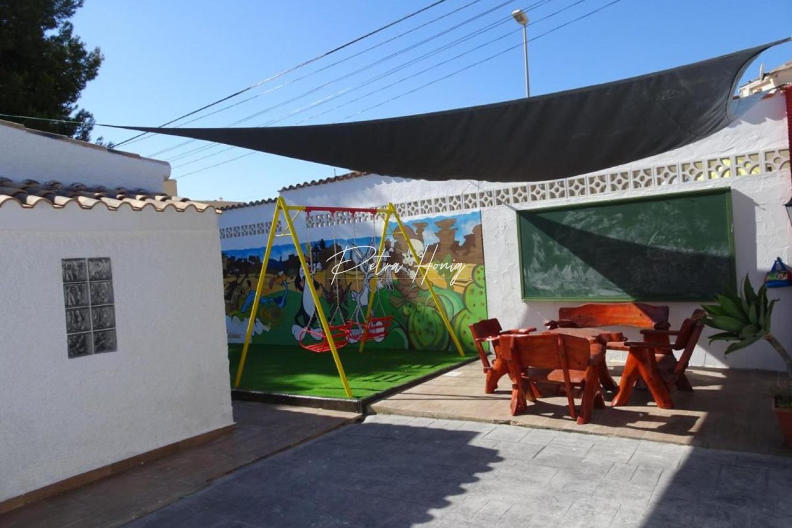 Resales - Villa - Cabo Roig