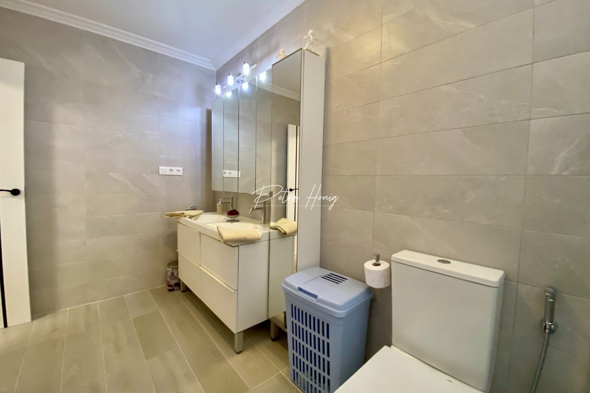 Resales - Villa - Catral