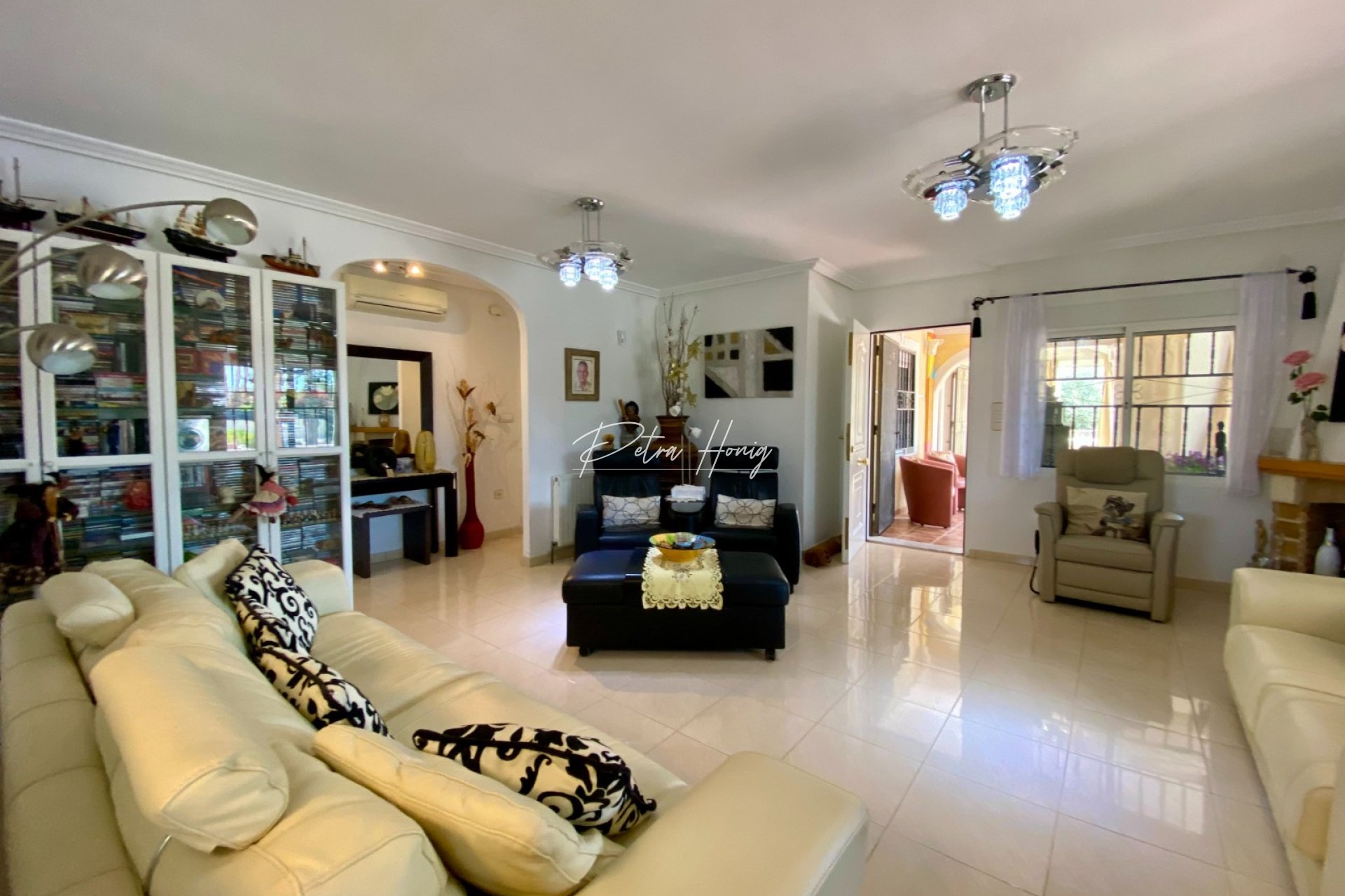 Resales - Villa - Catral
