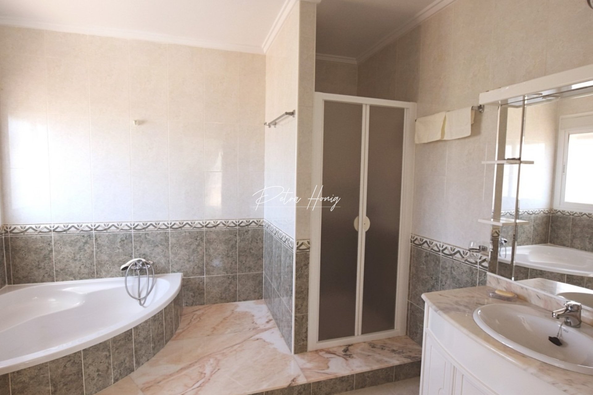 Resales - Villa - Ciudad Quesada - Pueblo Bravo