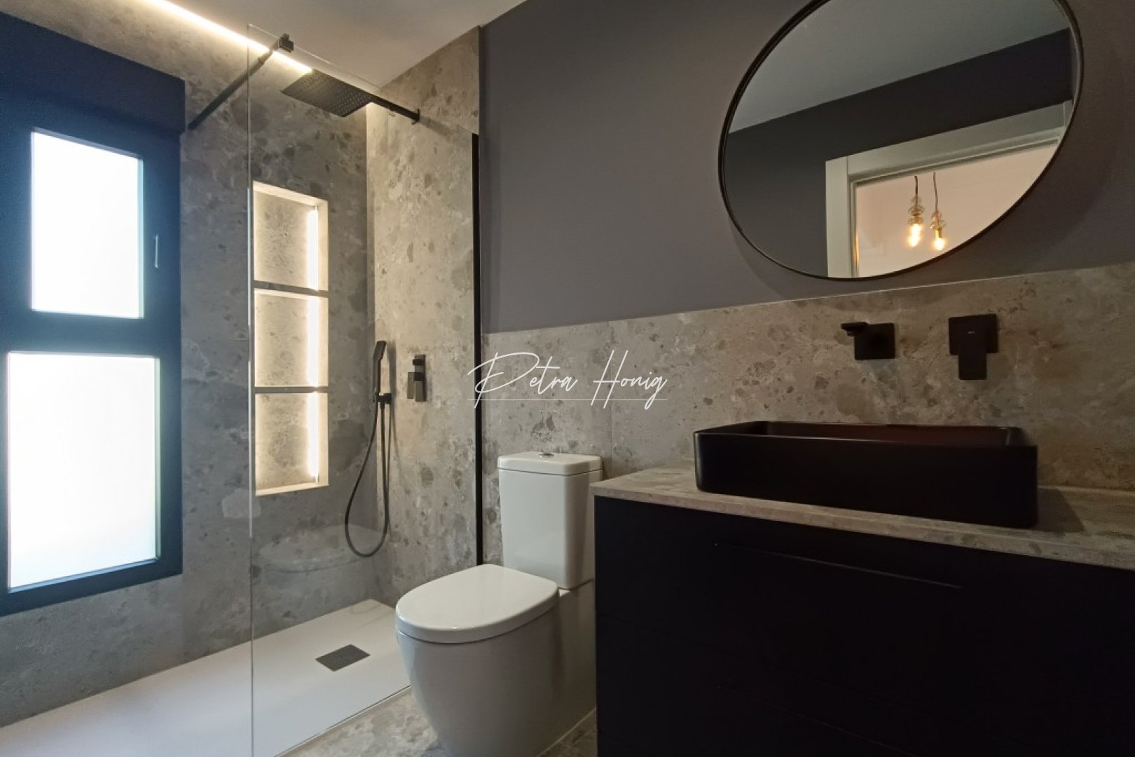 Resales - Villa - El Chaparral