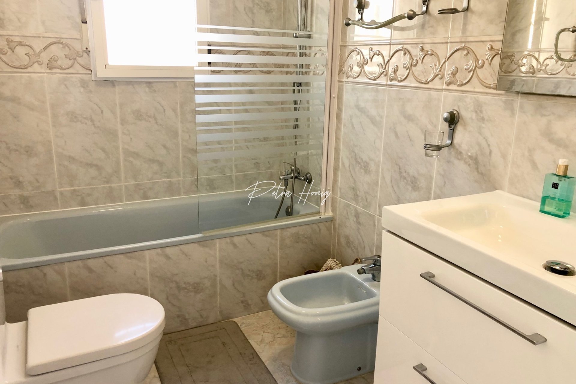 Resales - Villa - El Galan