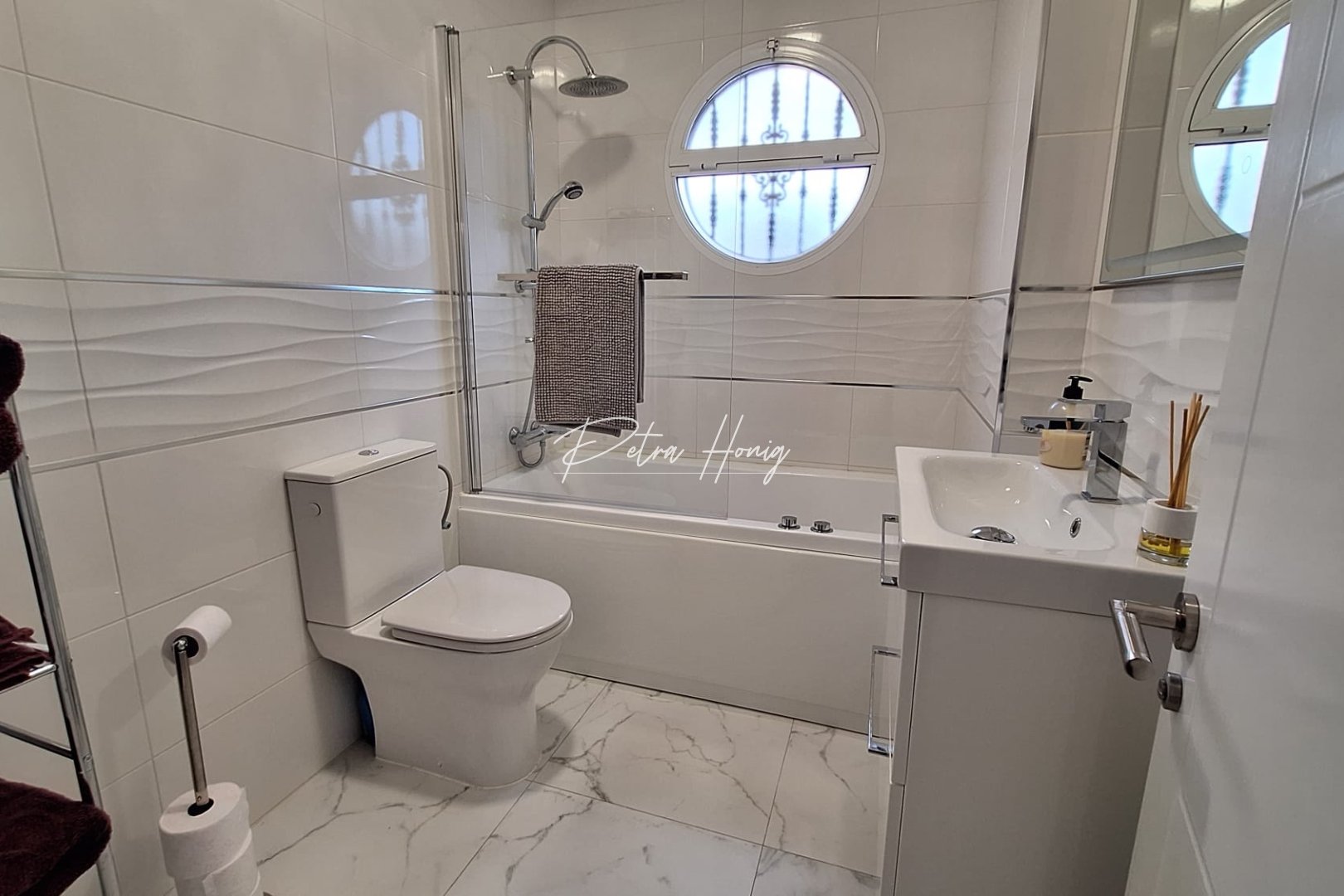 Resales - Villa - Guardamar del Segura - El Raso, Guardamar