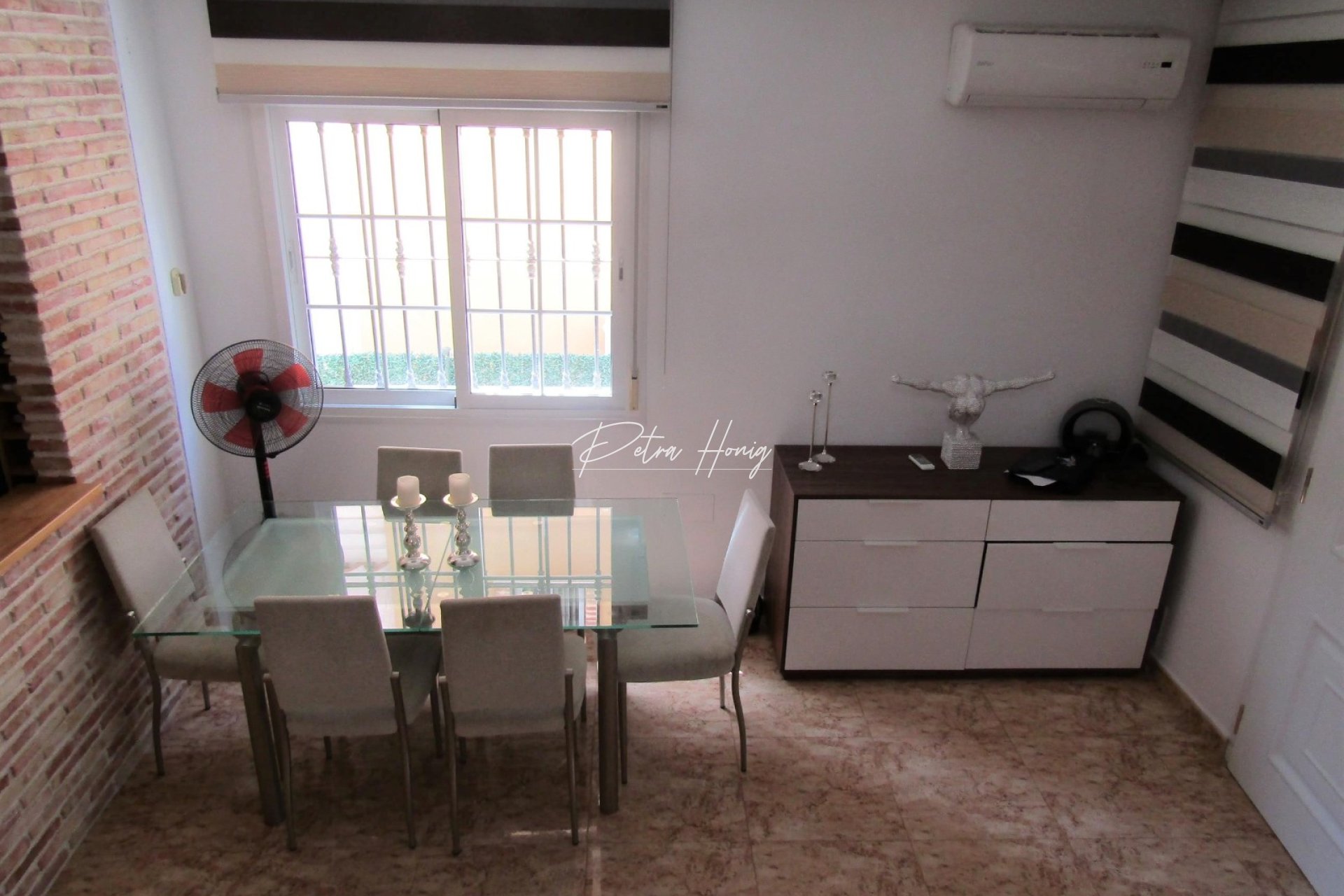 Resales - Villa - Guardamar del Segura - El Raso, Guardamar