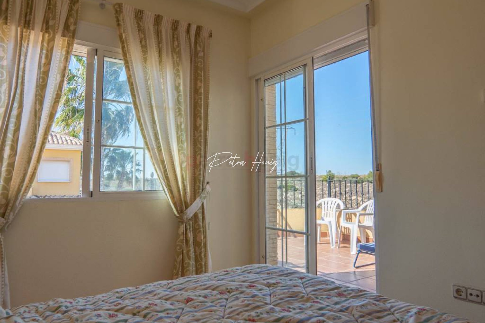 Resales - Villa - Guardamar del Segura - El Raso, Guardamar
