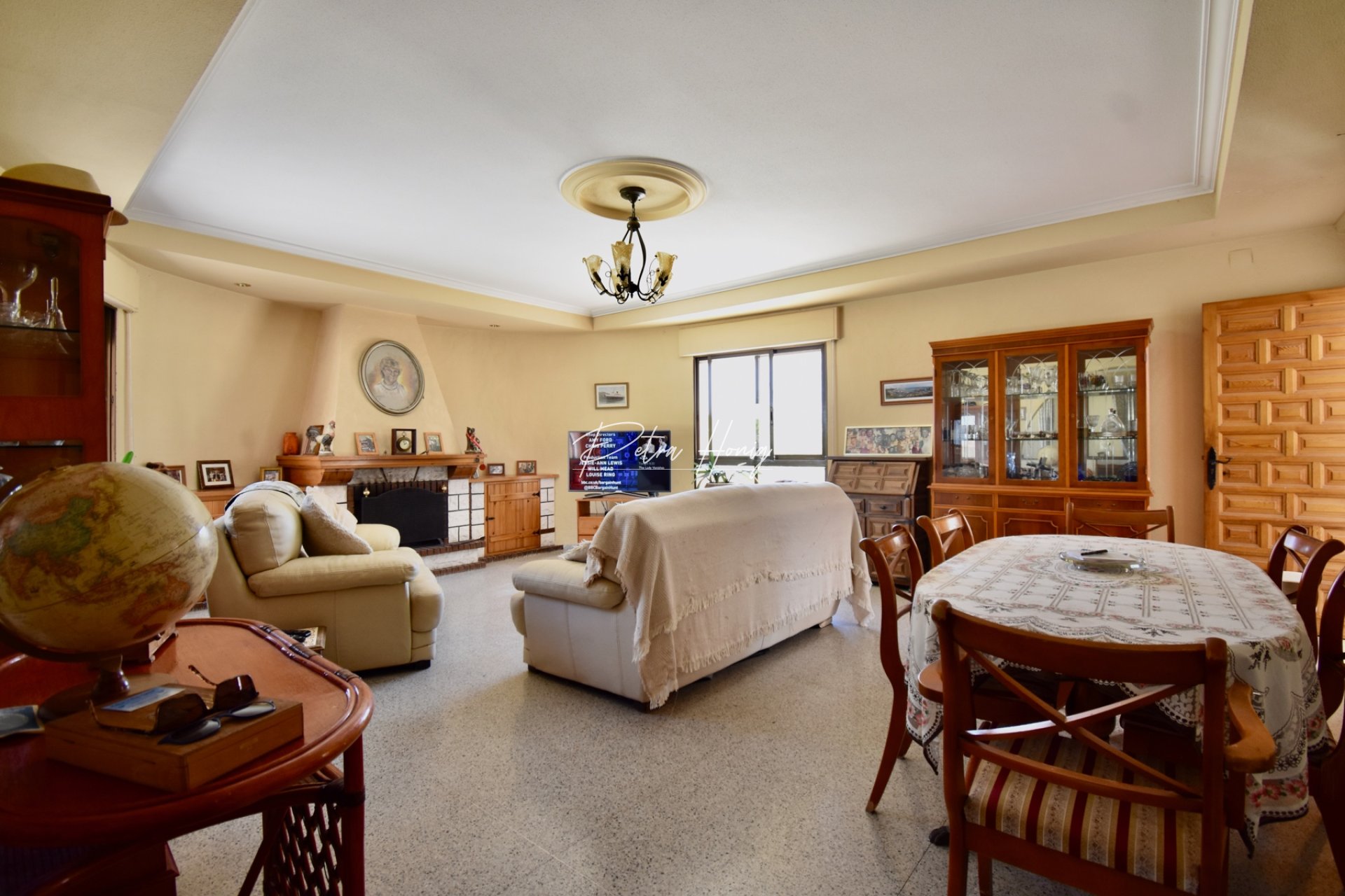 Resales - Villa - La Marina - La Hoya