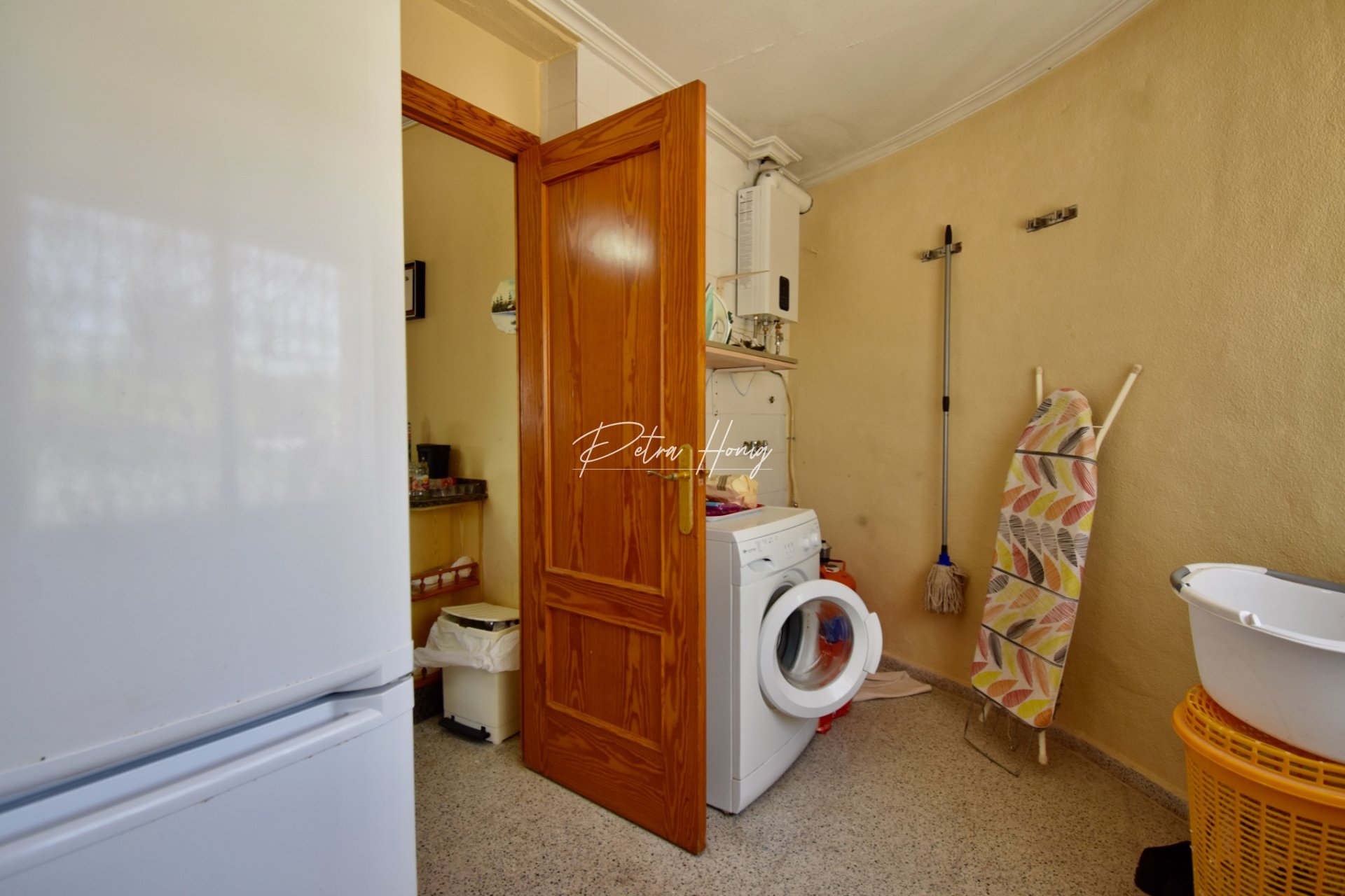 Resales - Villa - La Marina - La Hoya