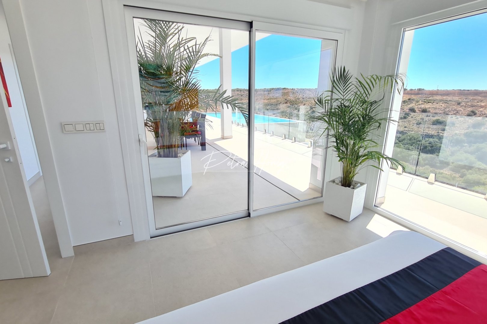 Resales - Villa - La Marina