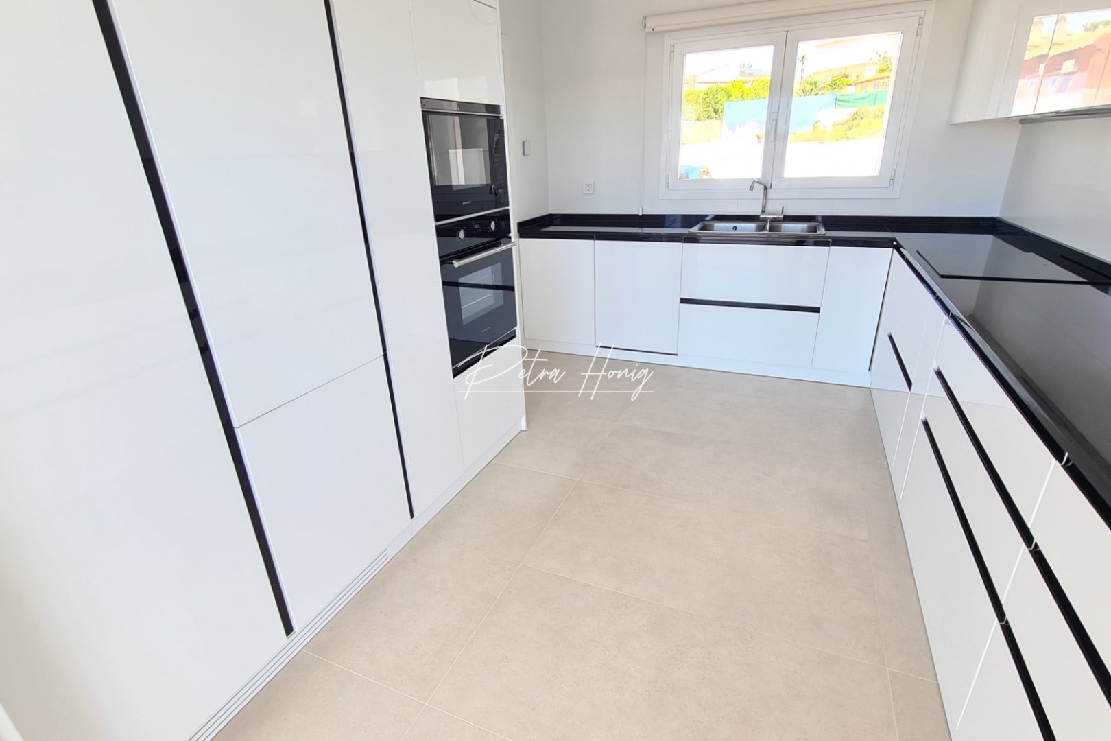 Resales - Villa - La Marina