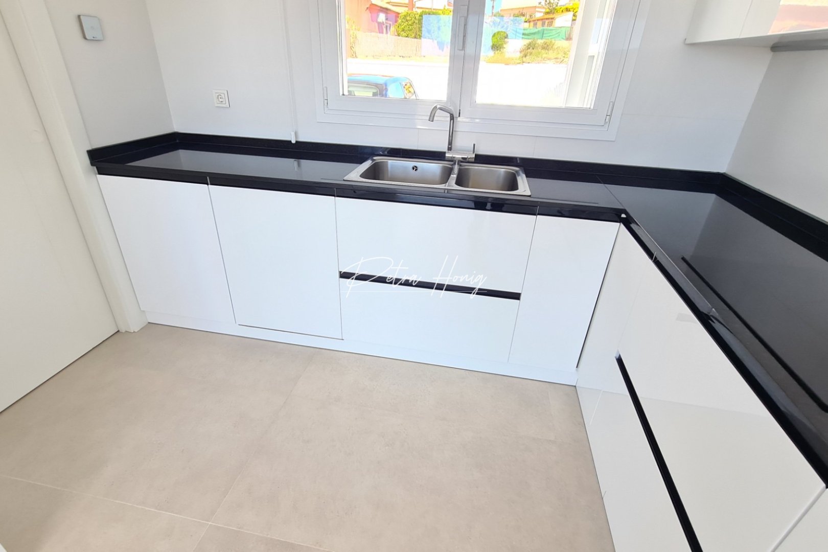 Resales - Villa - La Marina