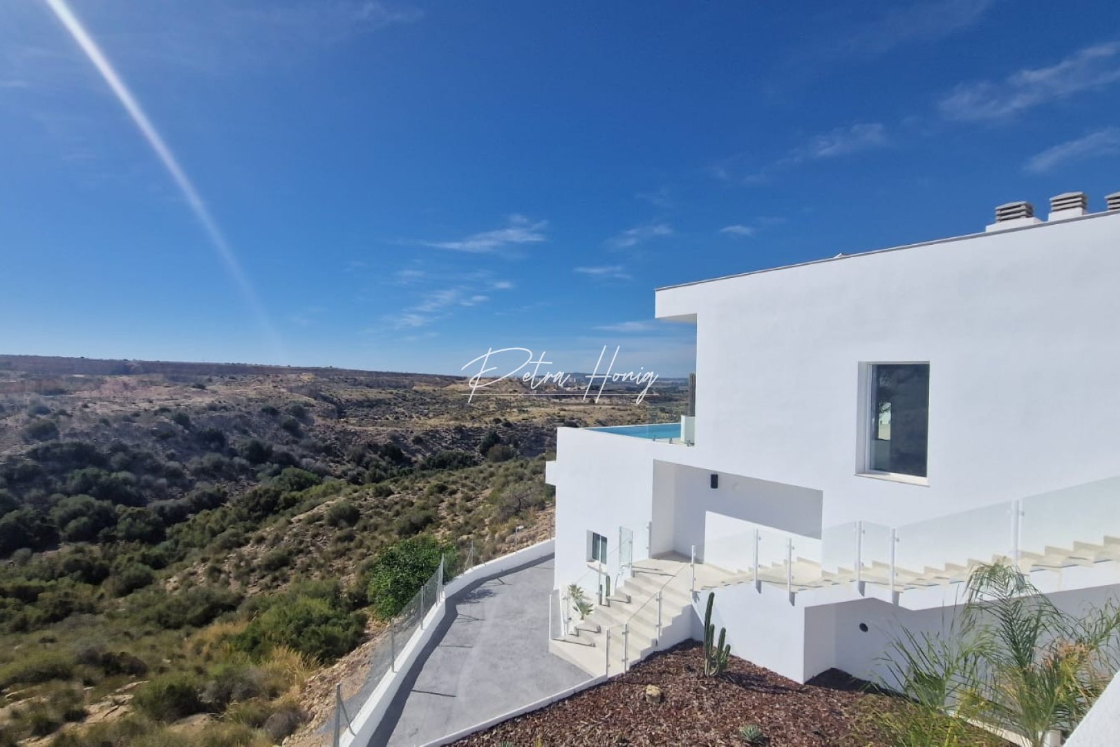 Resales - Villa - La Marina
