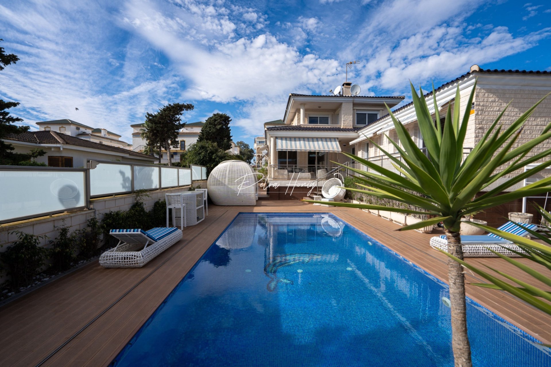 Resales - Villa - La Mata