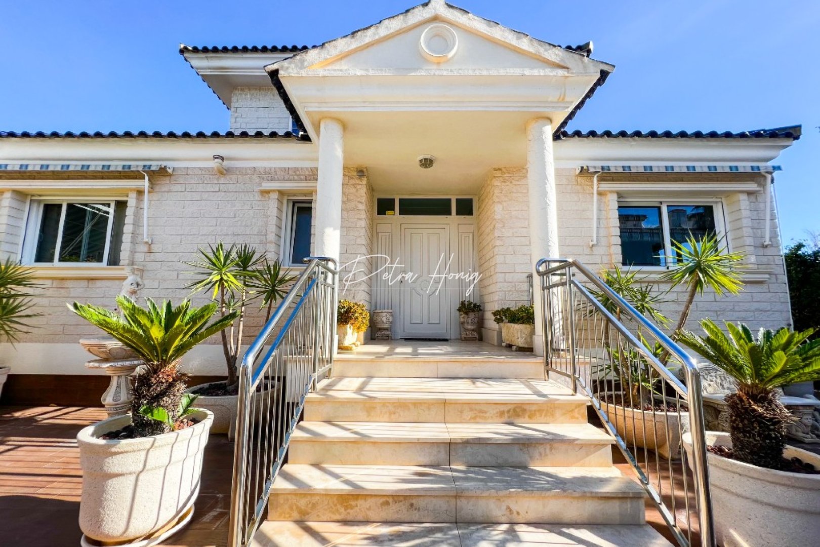 Resales - Villa - La Mata