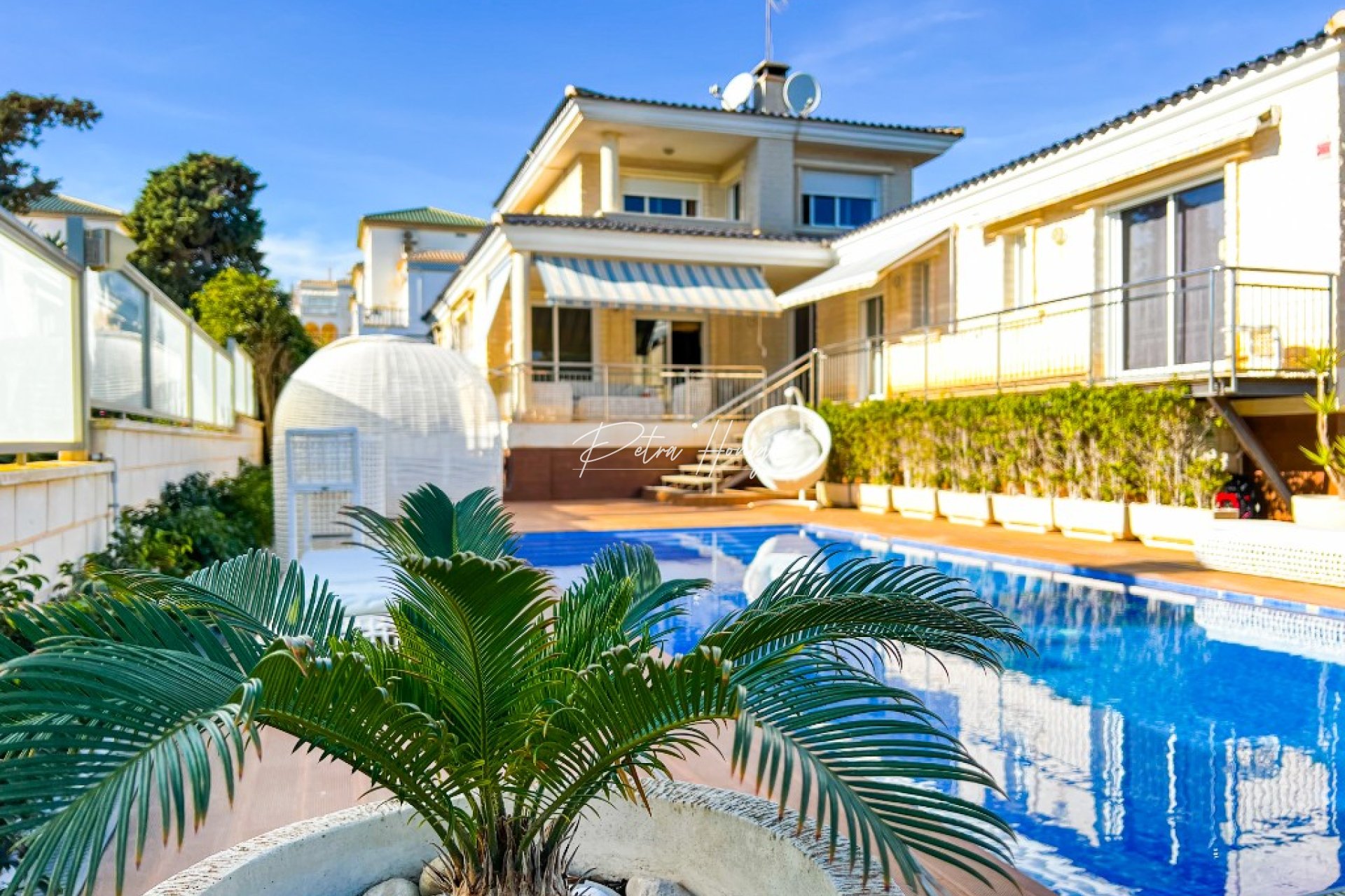 Resales - Villa - La Mata