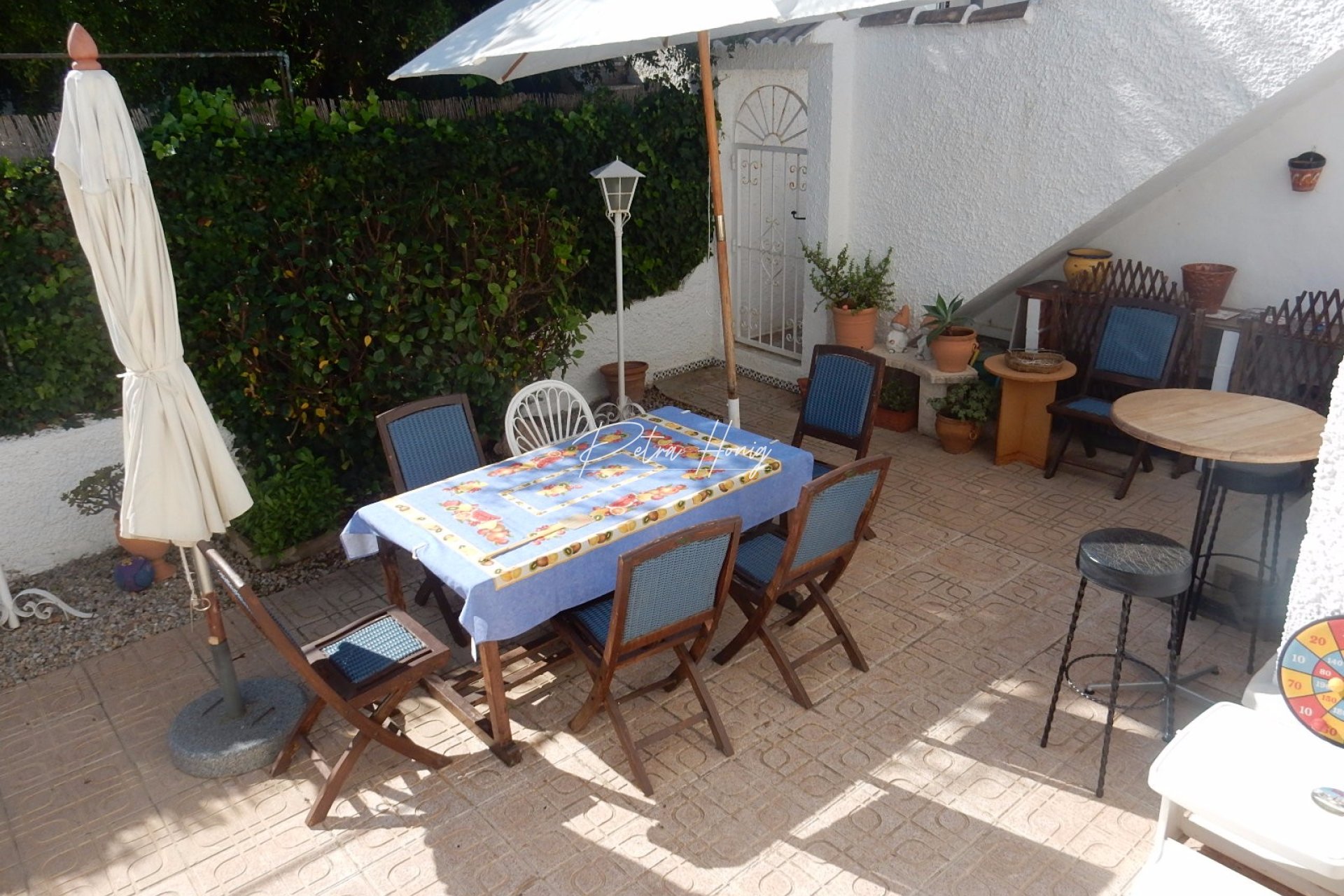 Resales - Villa - La Siesta