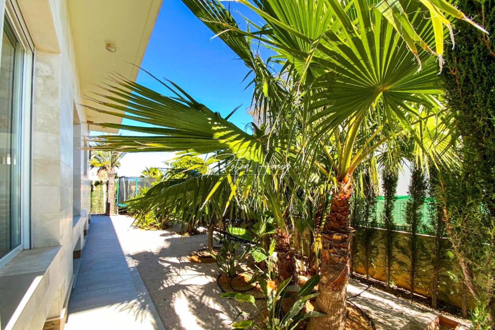 Resales - Villa - La Zenia