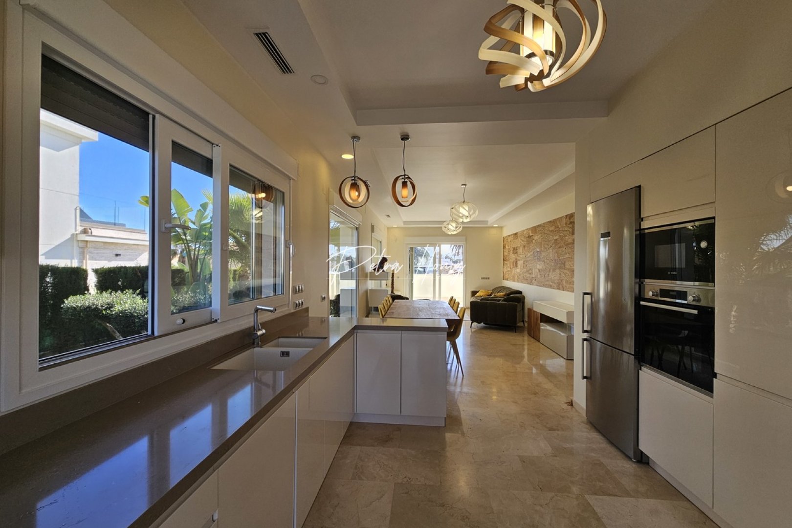 Resales - Villa - La Zenia