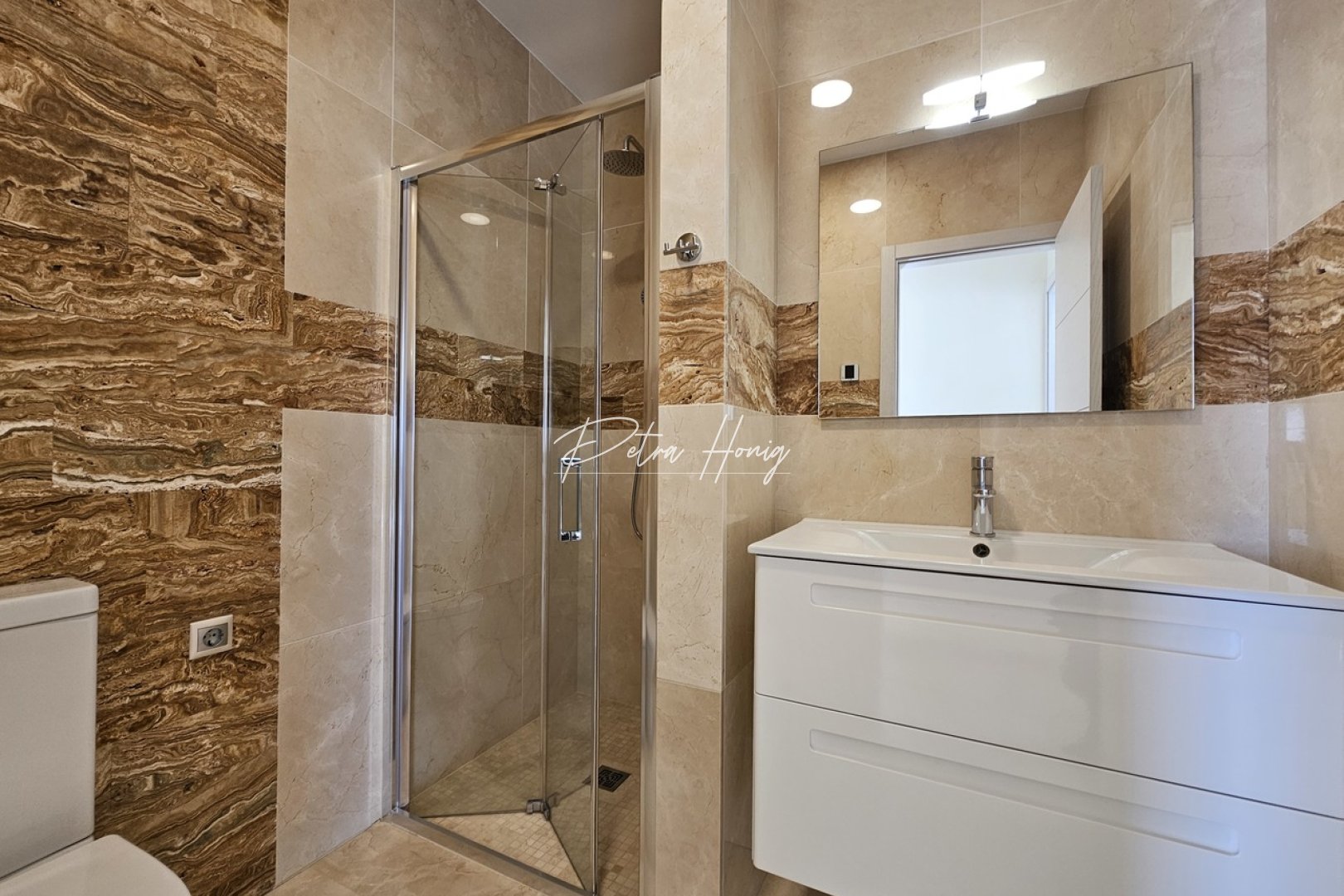 Resales - Villa - La Zenia