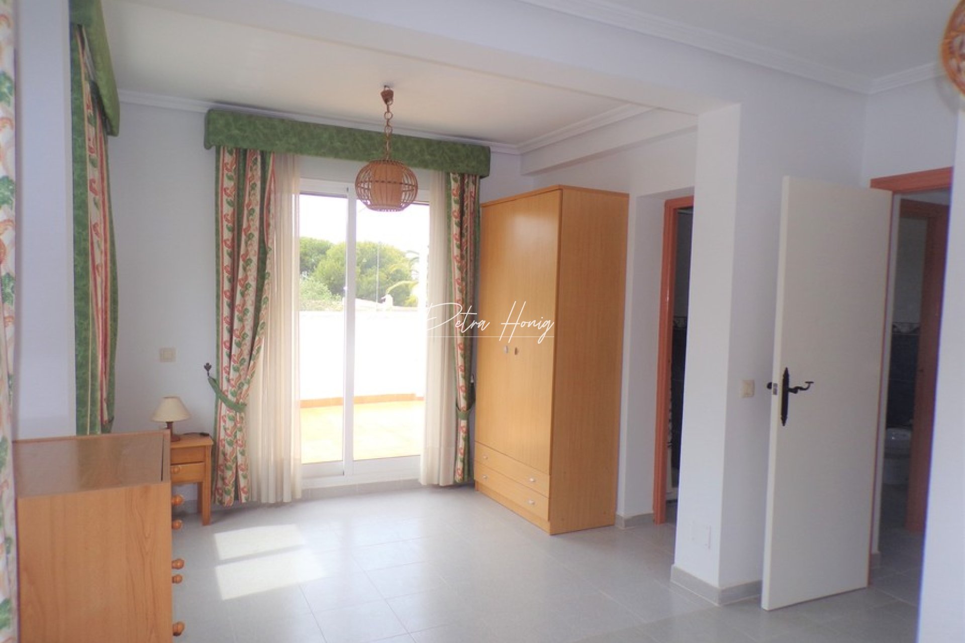 Resales - Villa - La Zenia