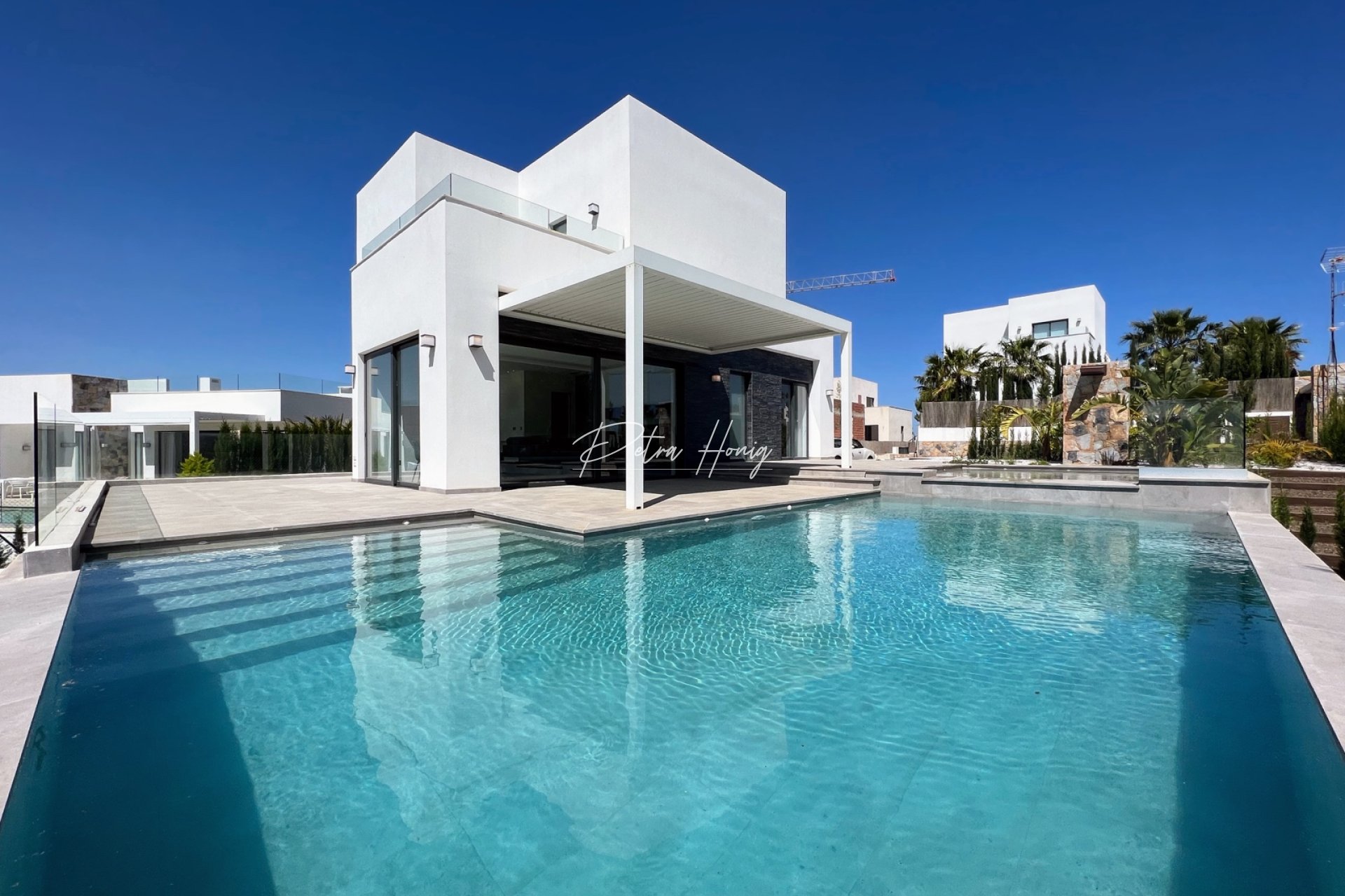 Resales - Villa - LAS COLINAS GOLF RESORT
