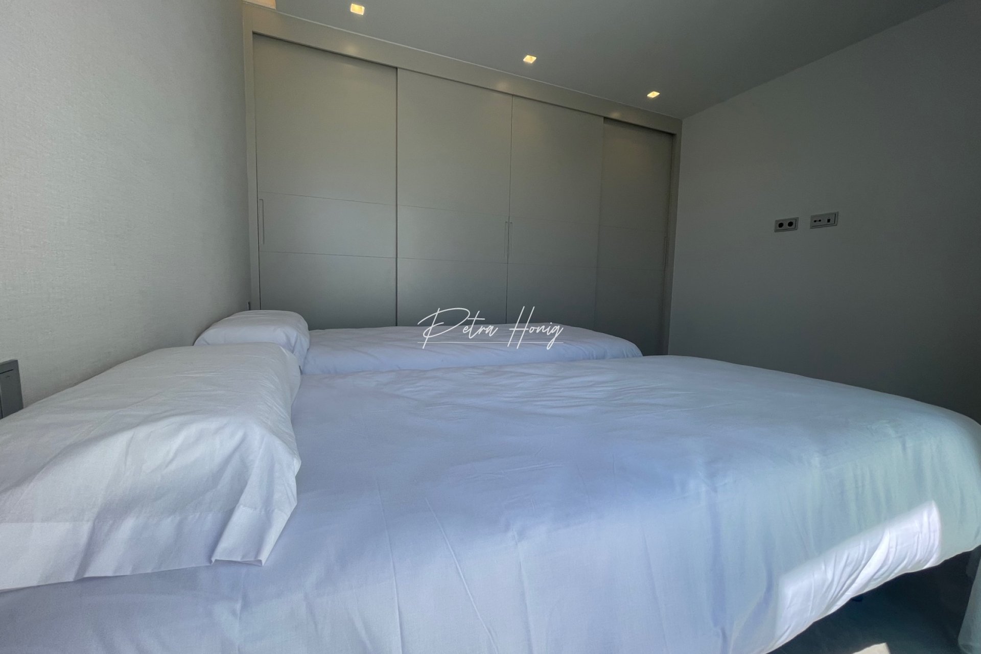 Resales - Villa - LAS COLINAS GOLF RESORT