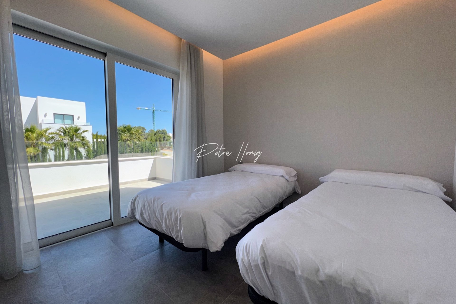 Resales - Villa - LAS COLINAS GOLF RESORT