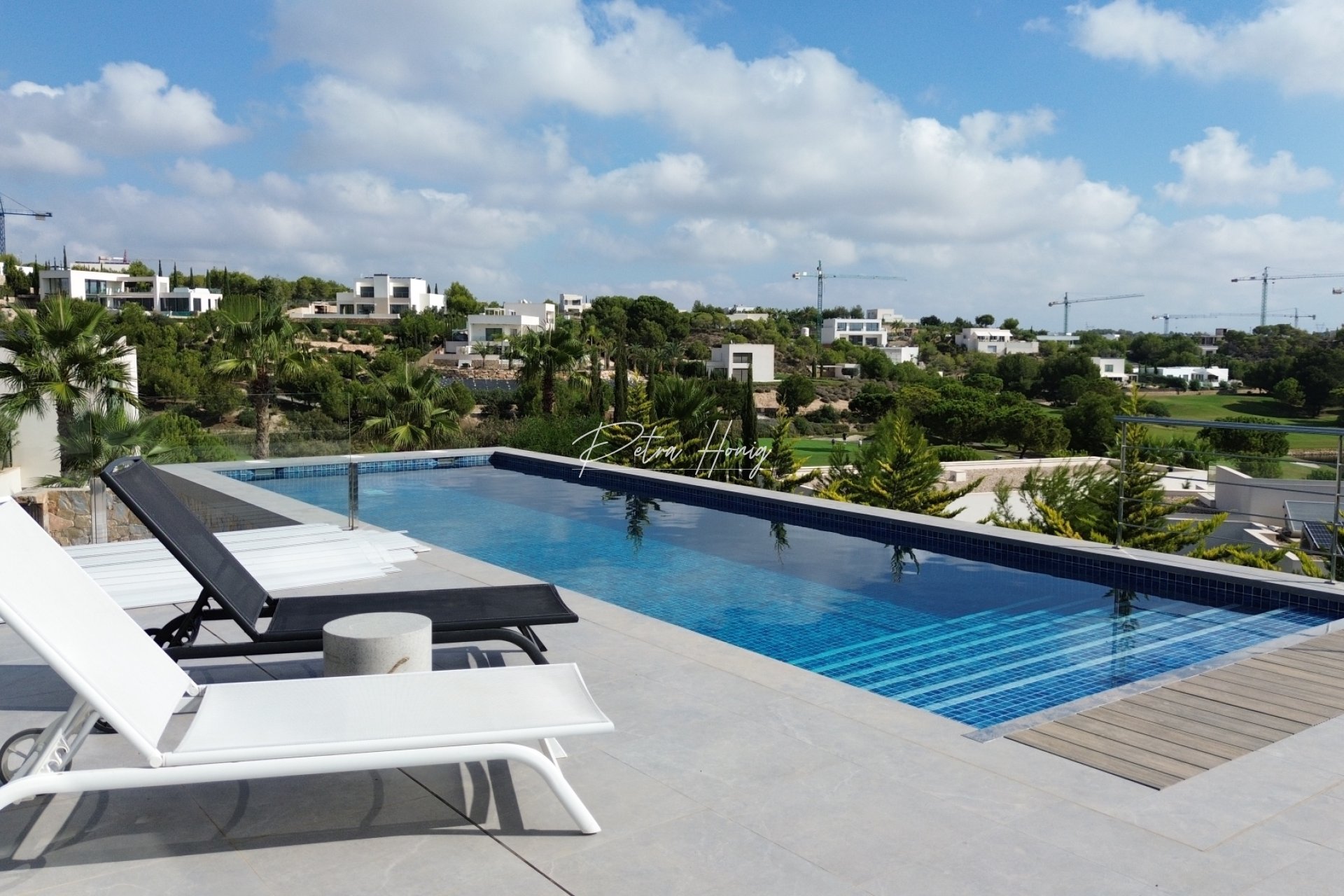 Resales - Villa - Las Colinas - Las Colinas Golf
