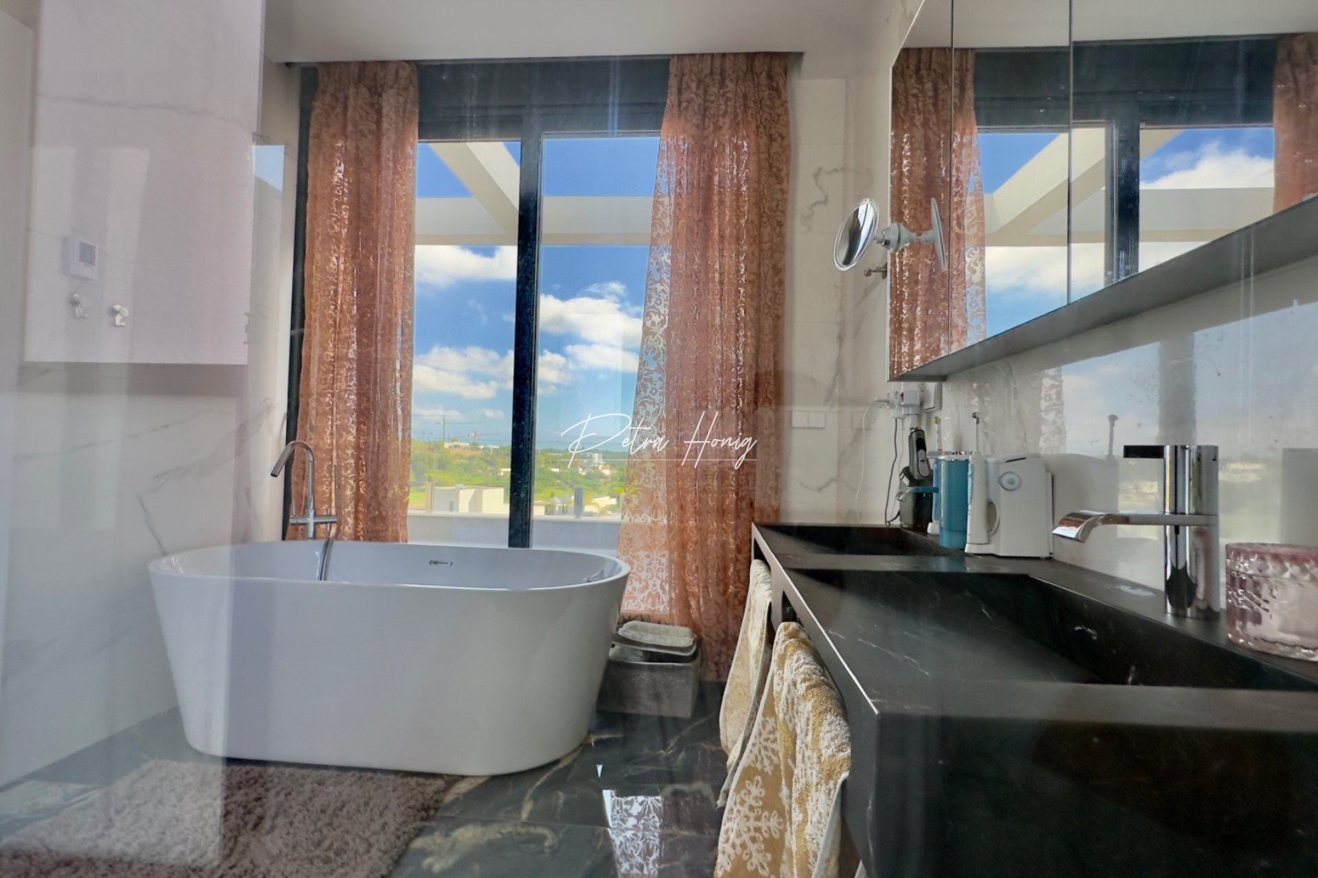 Resales - Villa - Las Colinas - Las Colinas Golf