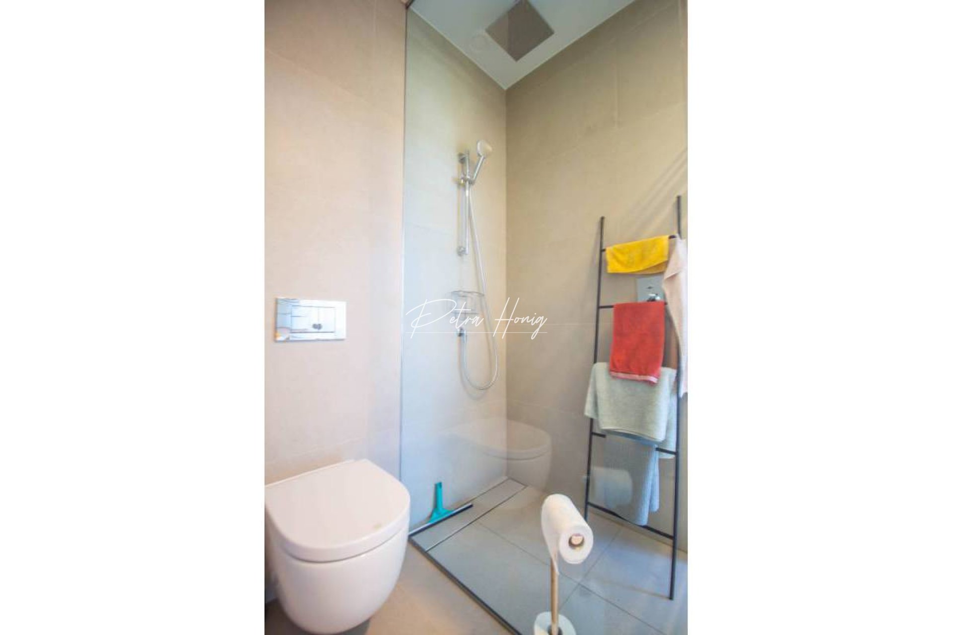 Resales - Villa - Las Colinas - Las Colinas Golf