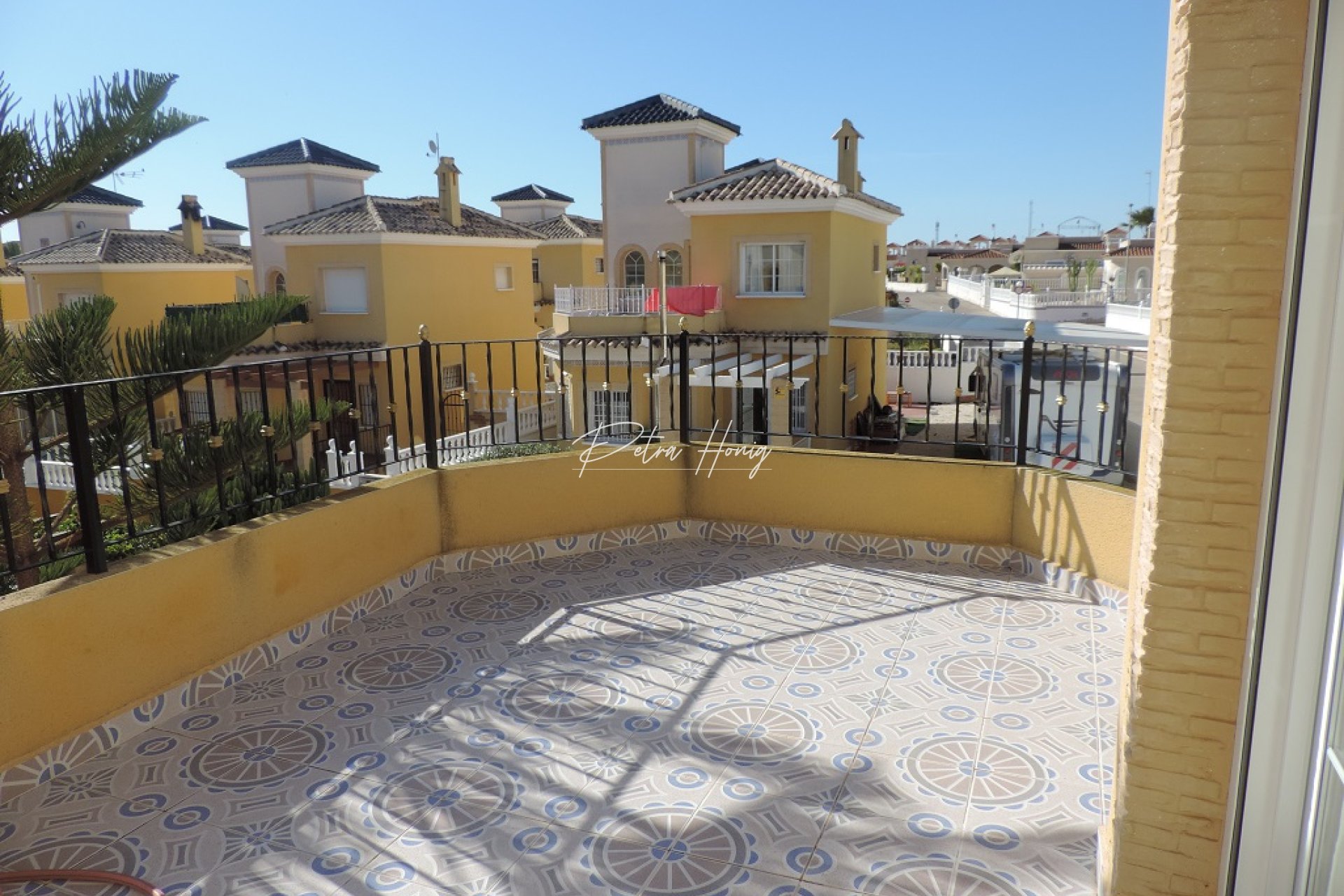 Resales - Villa - Lo Crispin