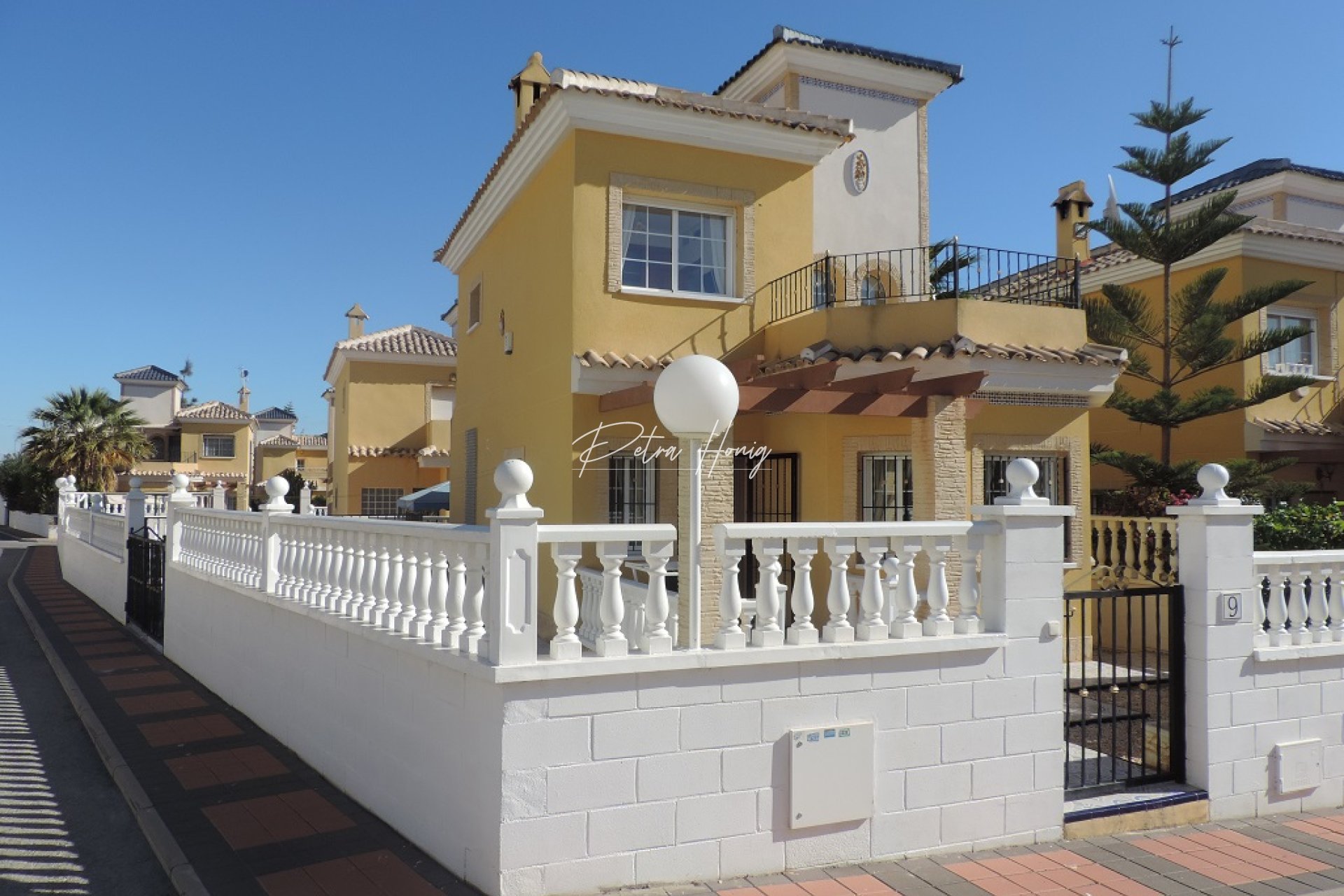 Resales - Villa - Lo Crispin