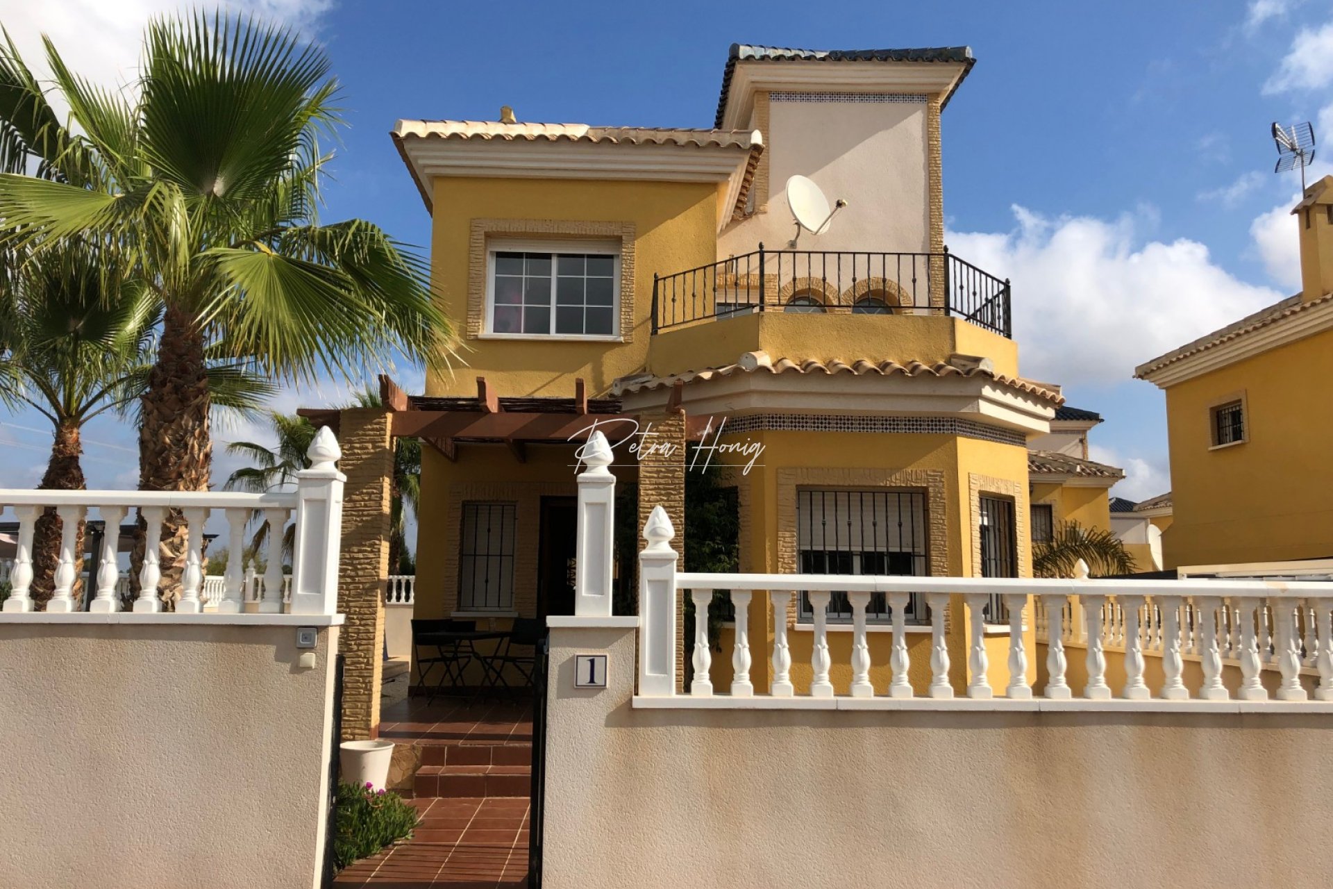 Resales - Villa - Lo Crispin