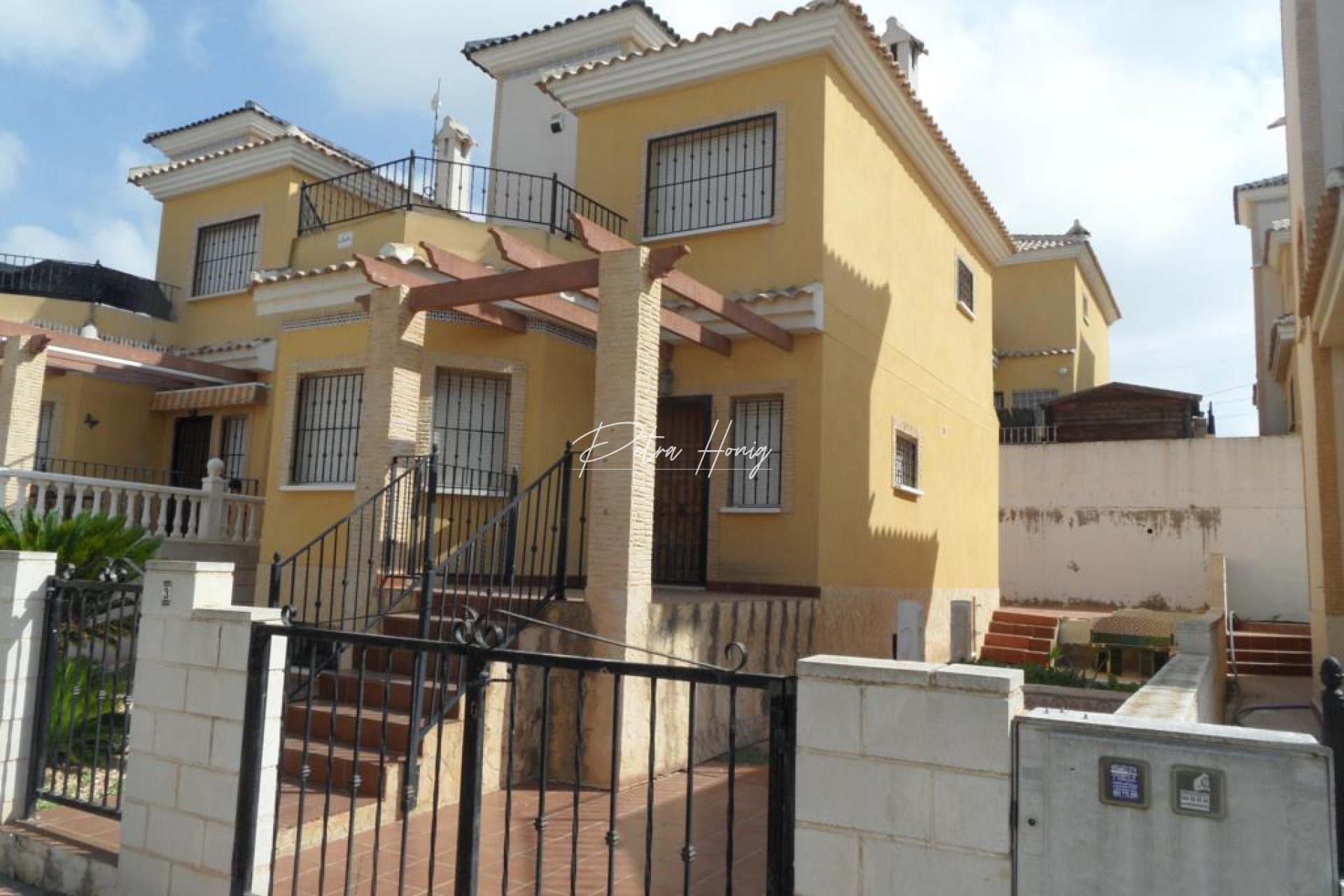 Resales - Villa - Lo Crispin