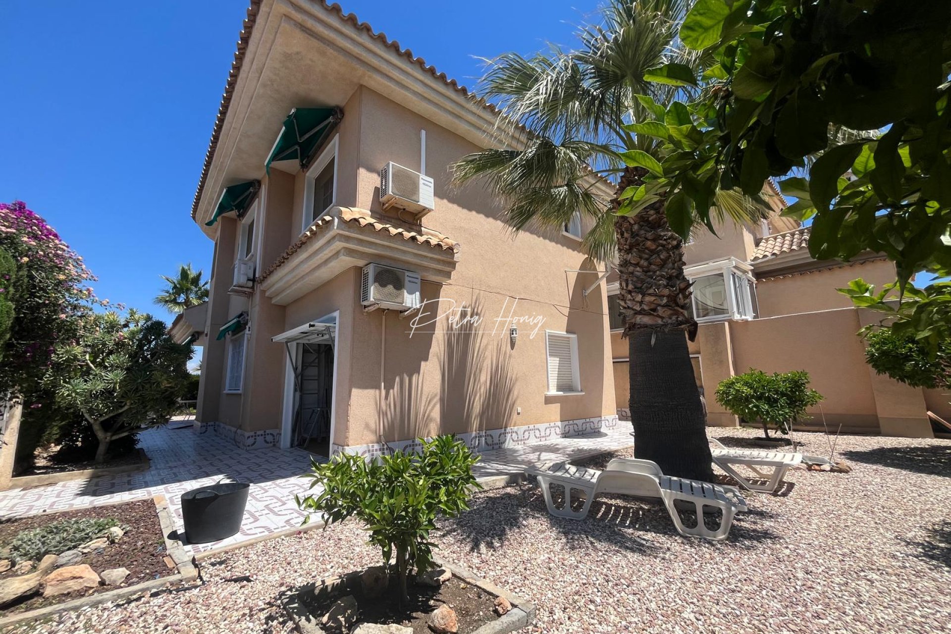 Resales - Villa - Los Altos - Torrevieja