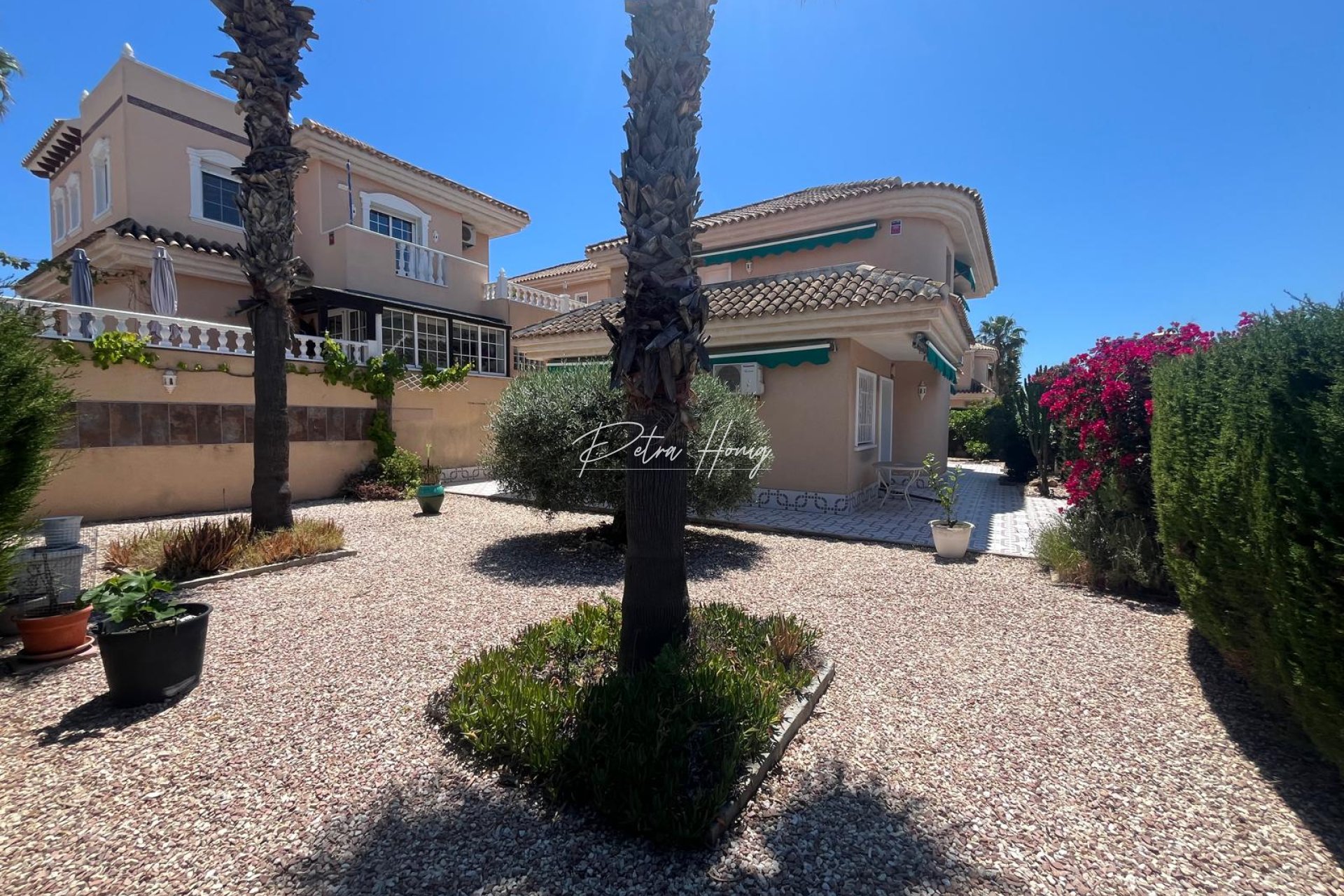 Resales - Villa - Los Altos - Torrevieja