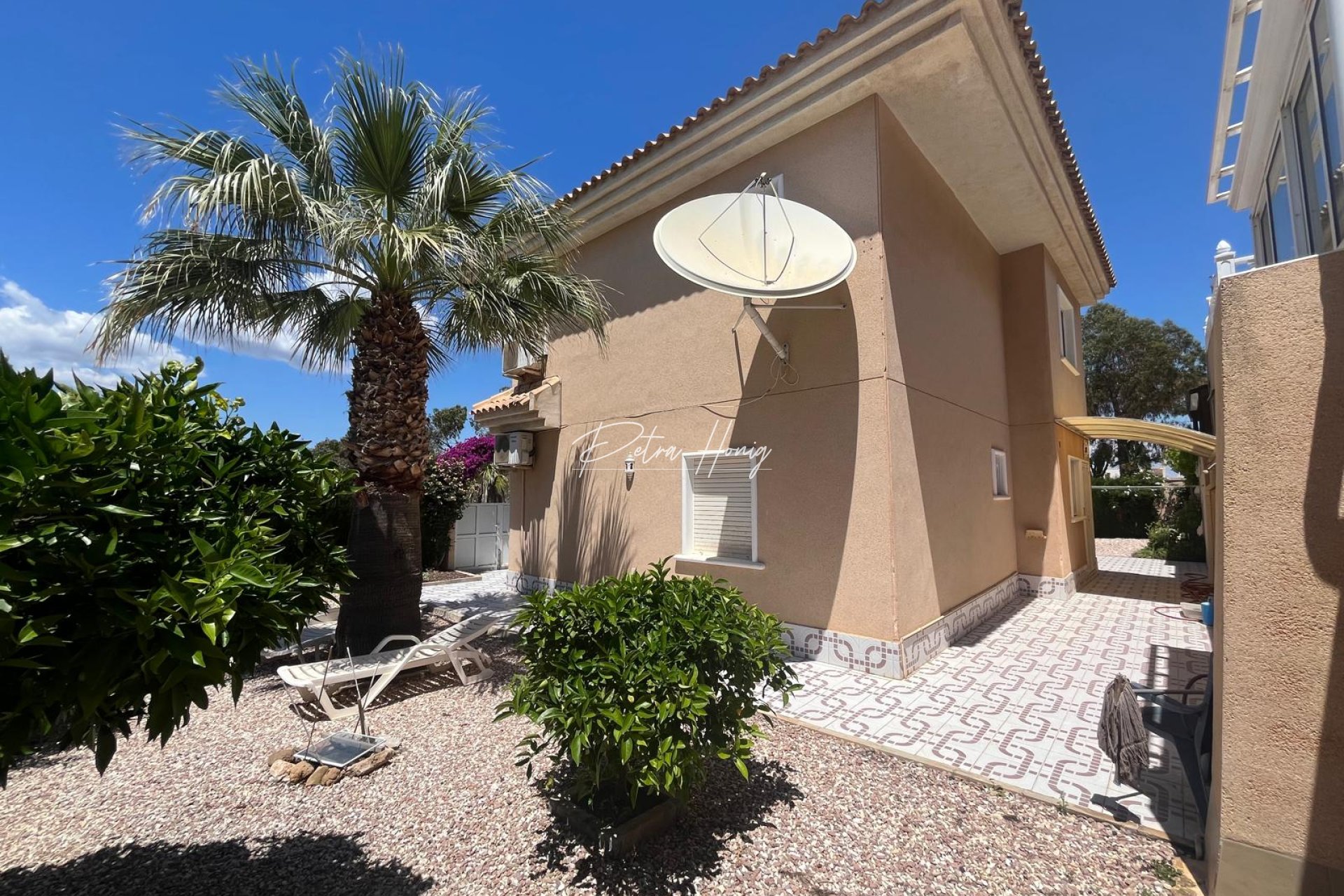 Resales - Villa - Los Altos - Torrevieja