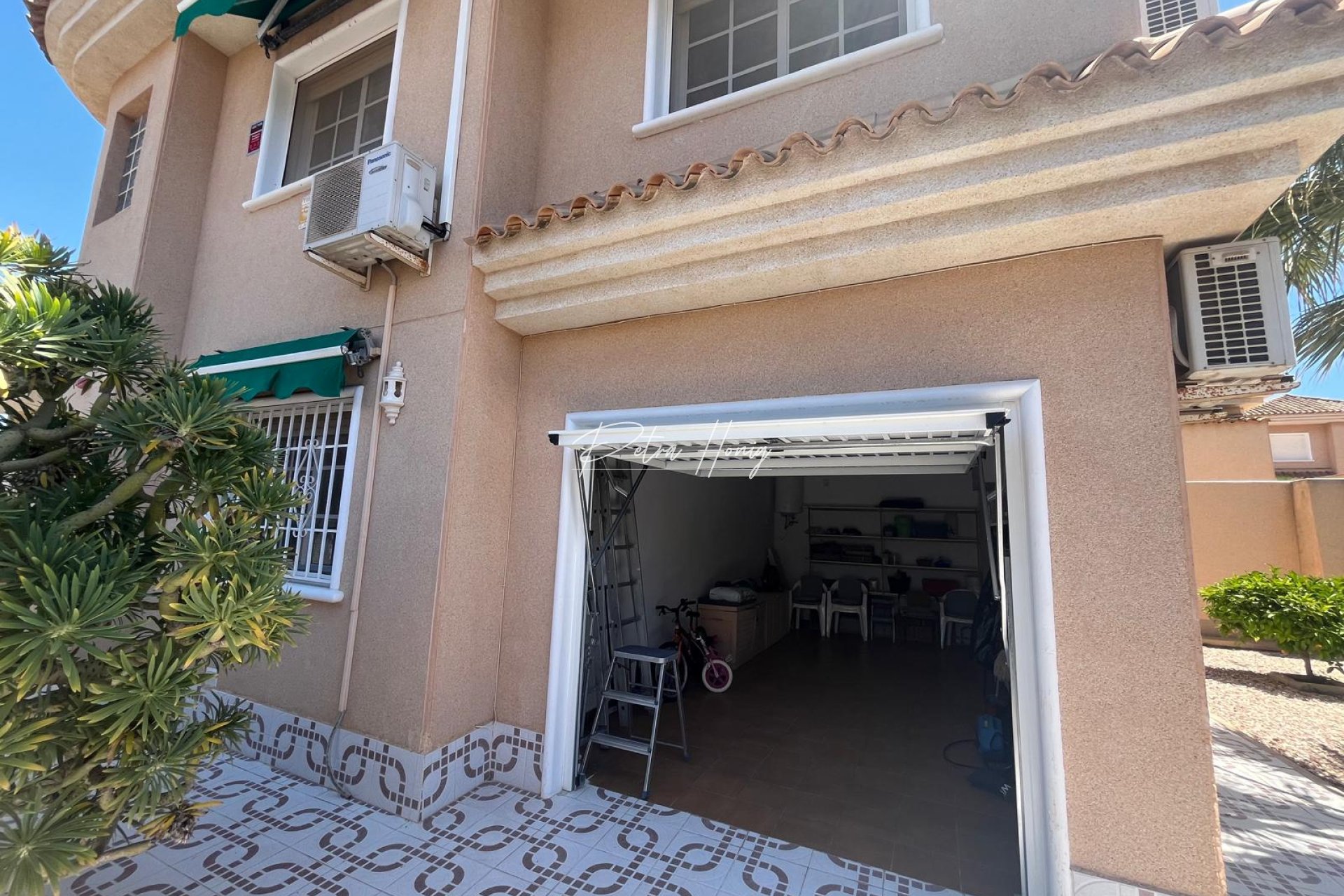 Resales - Villa - Los Altos - Torrevieja
