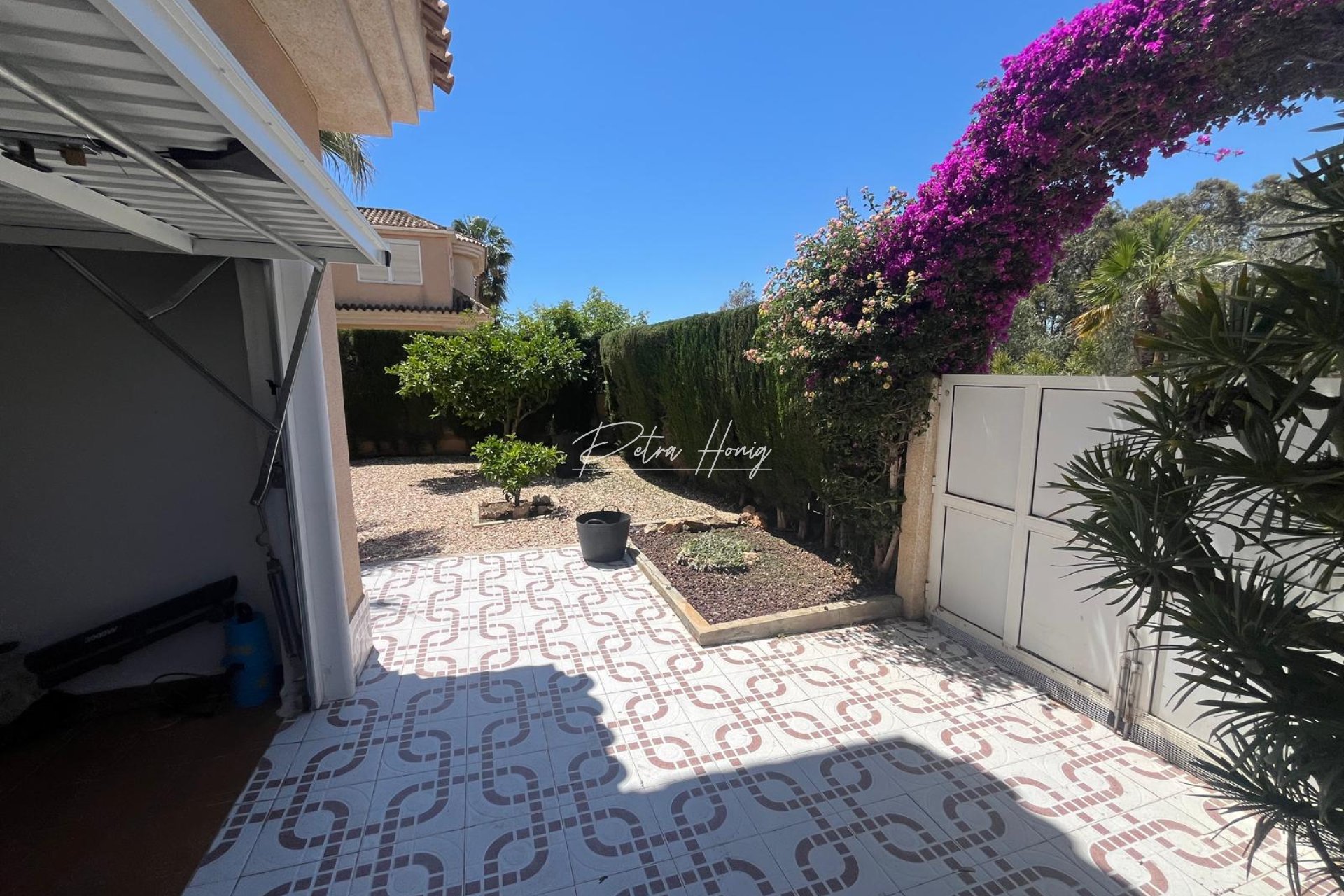Resales - Villa - Los Altos - Torrevieja