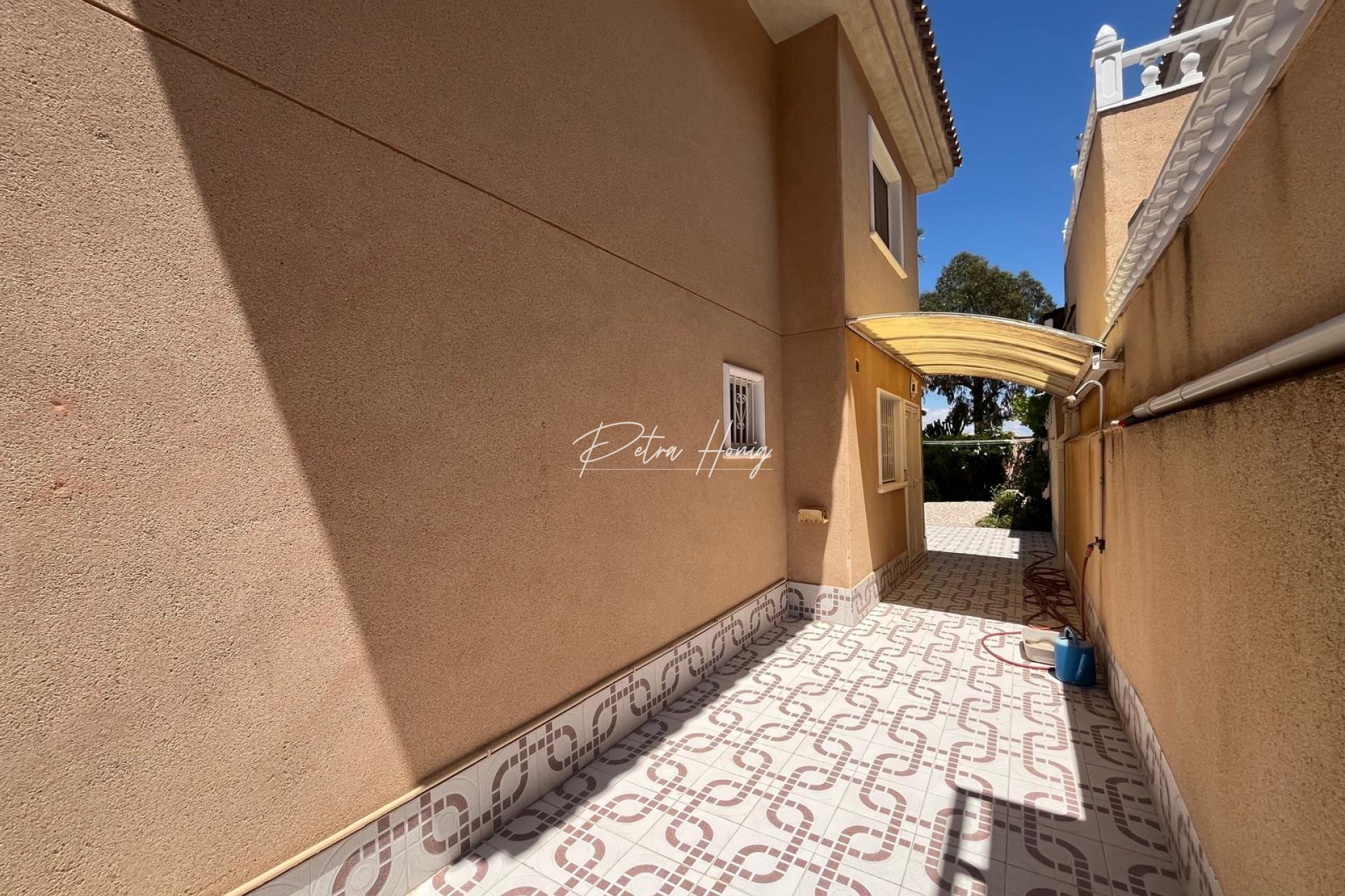 Resales - Villa - Los Altos - Torrevieja