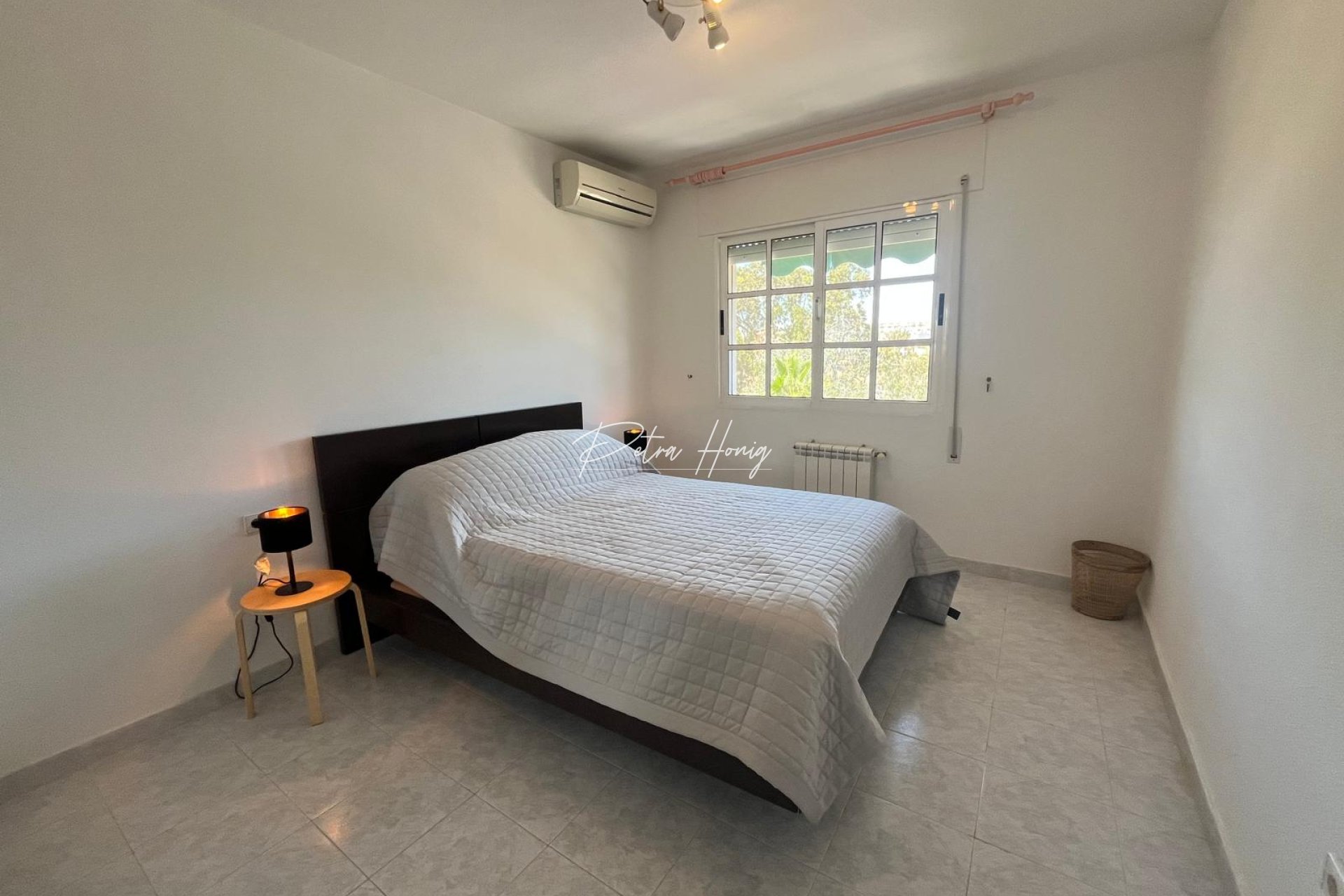Resales - Villa - Los Altos - Torrevieja