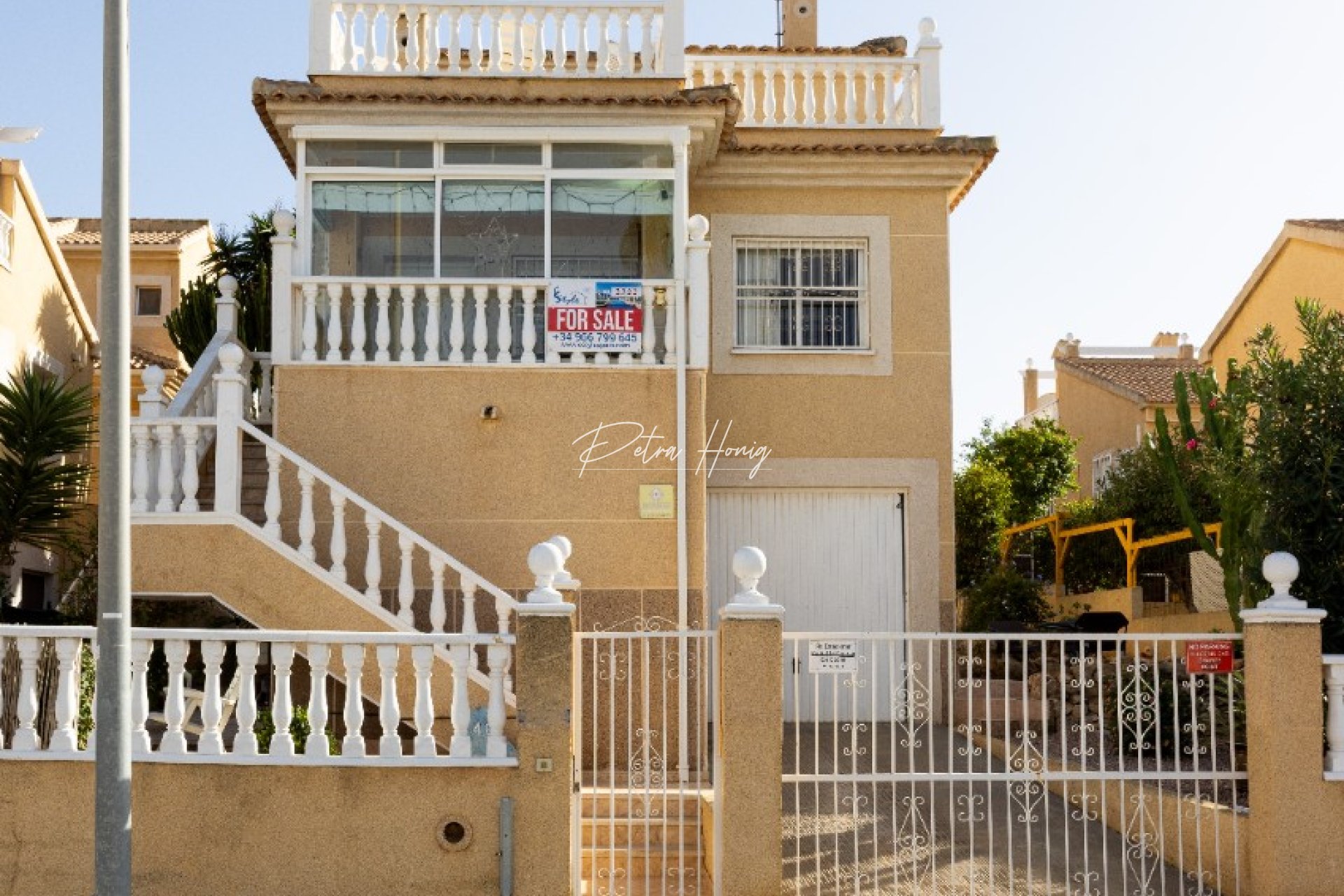 Resales - Villa - Los Altos