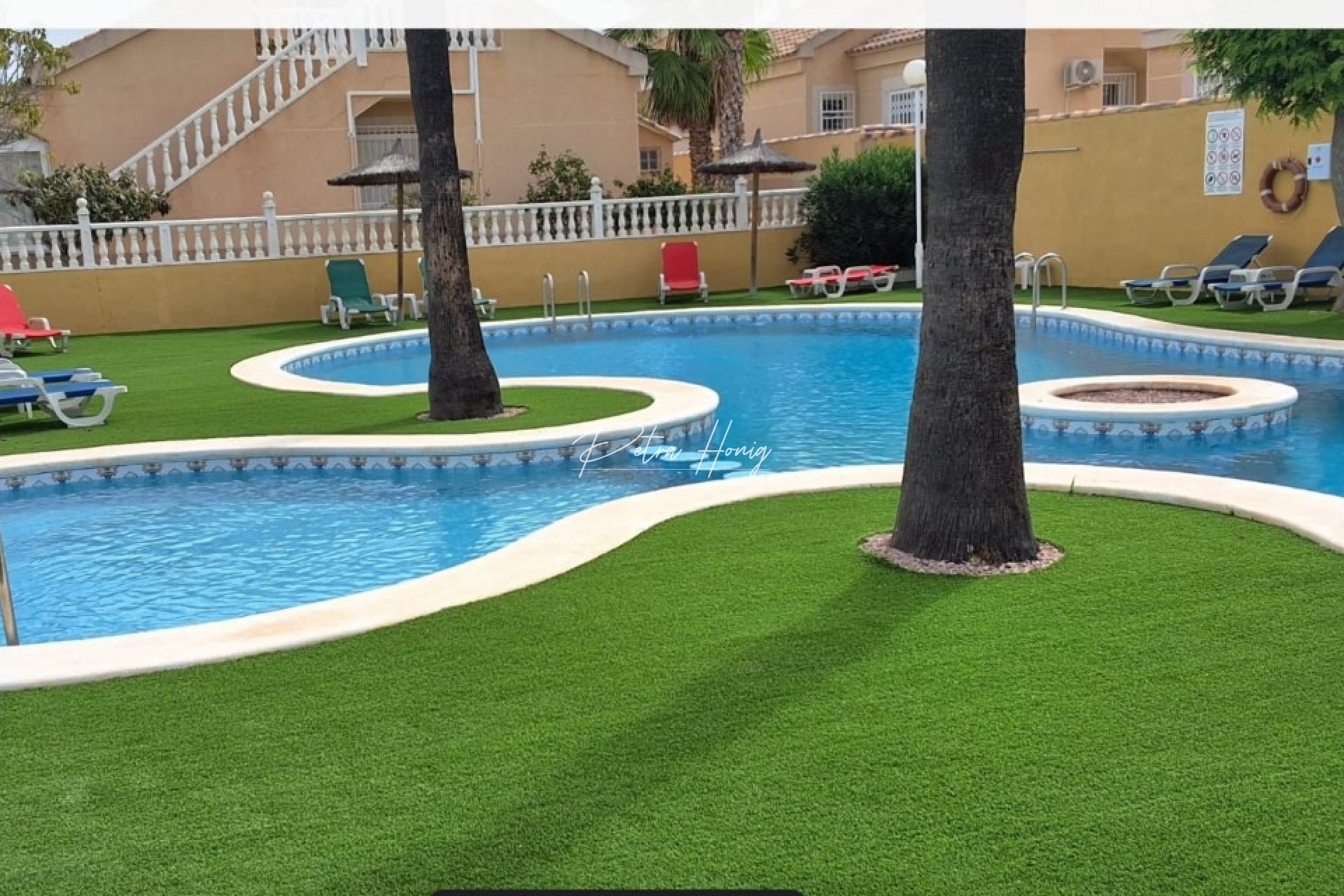 Resales - Villa - Los Altos