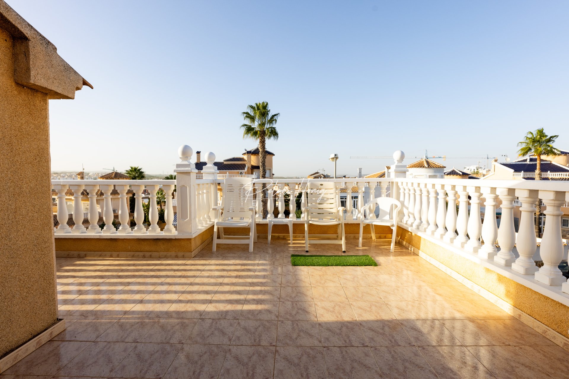 Resales - Villa - Los Altos
