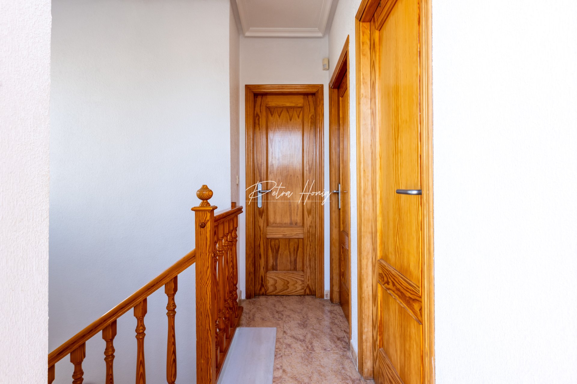 Resales - Villa - Los Altos