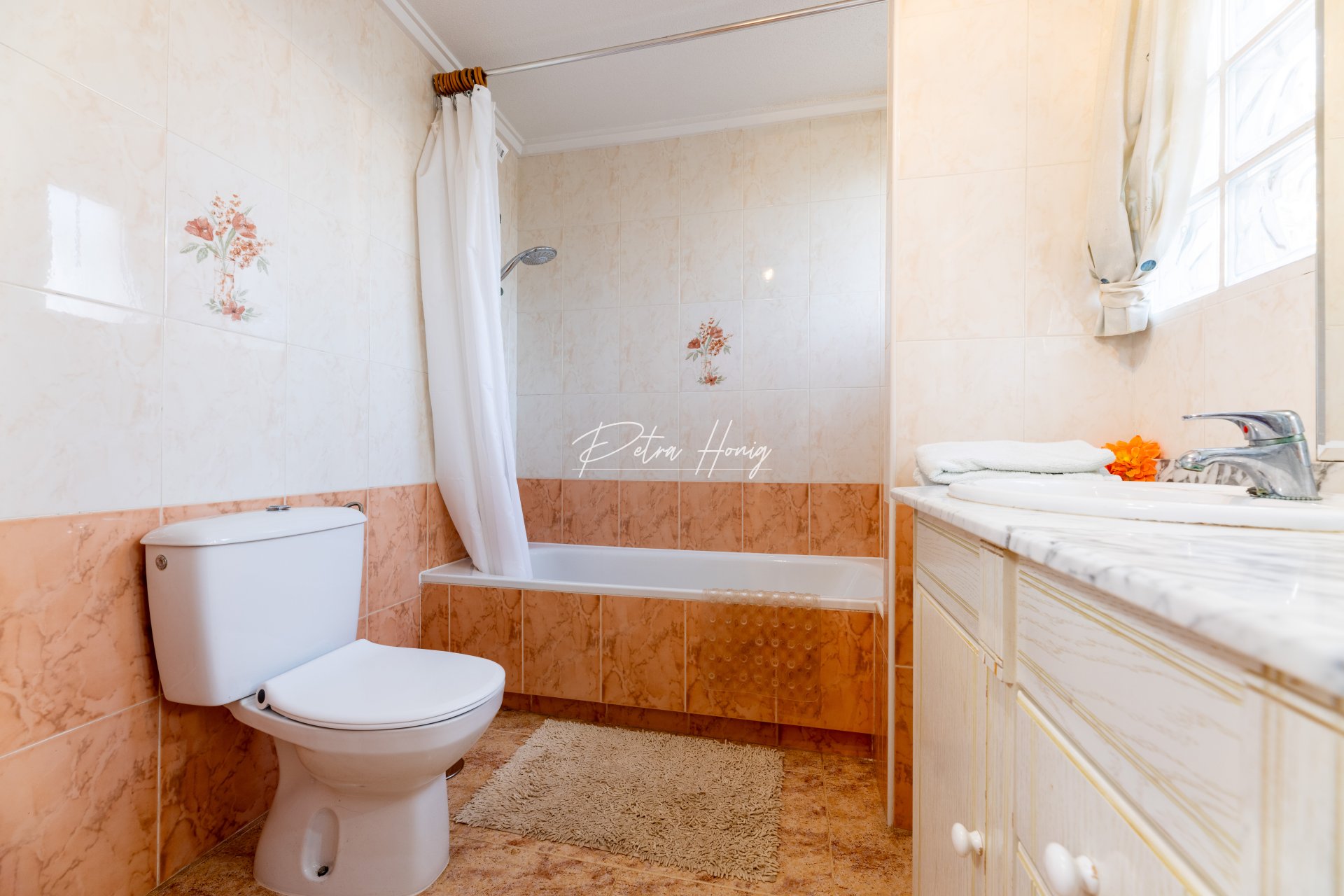 Resales - Villa - Los Altos