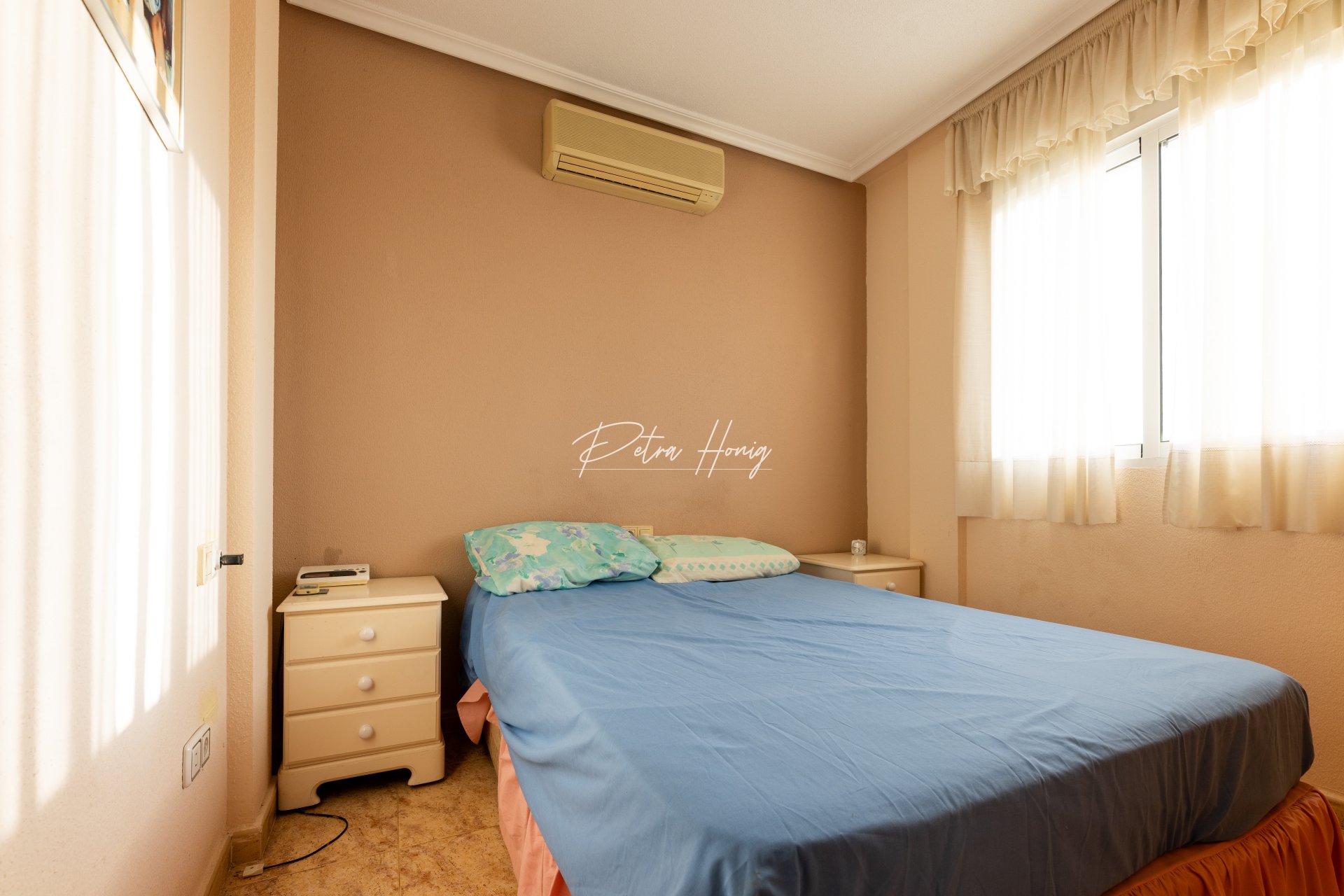 Resales - Villa - Los Altos