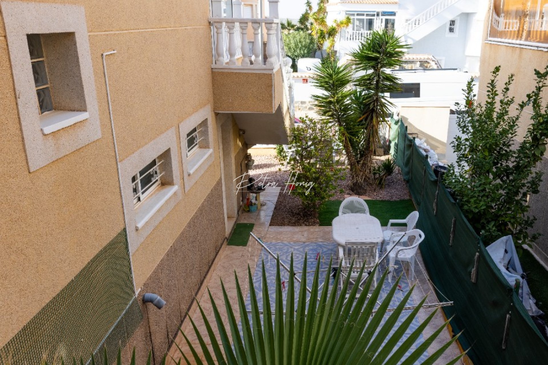 Resales - Villa - Los Altos